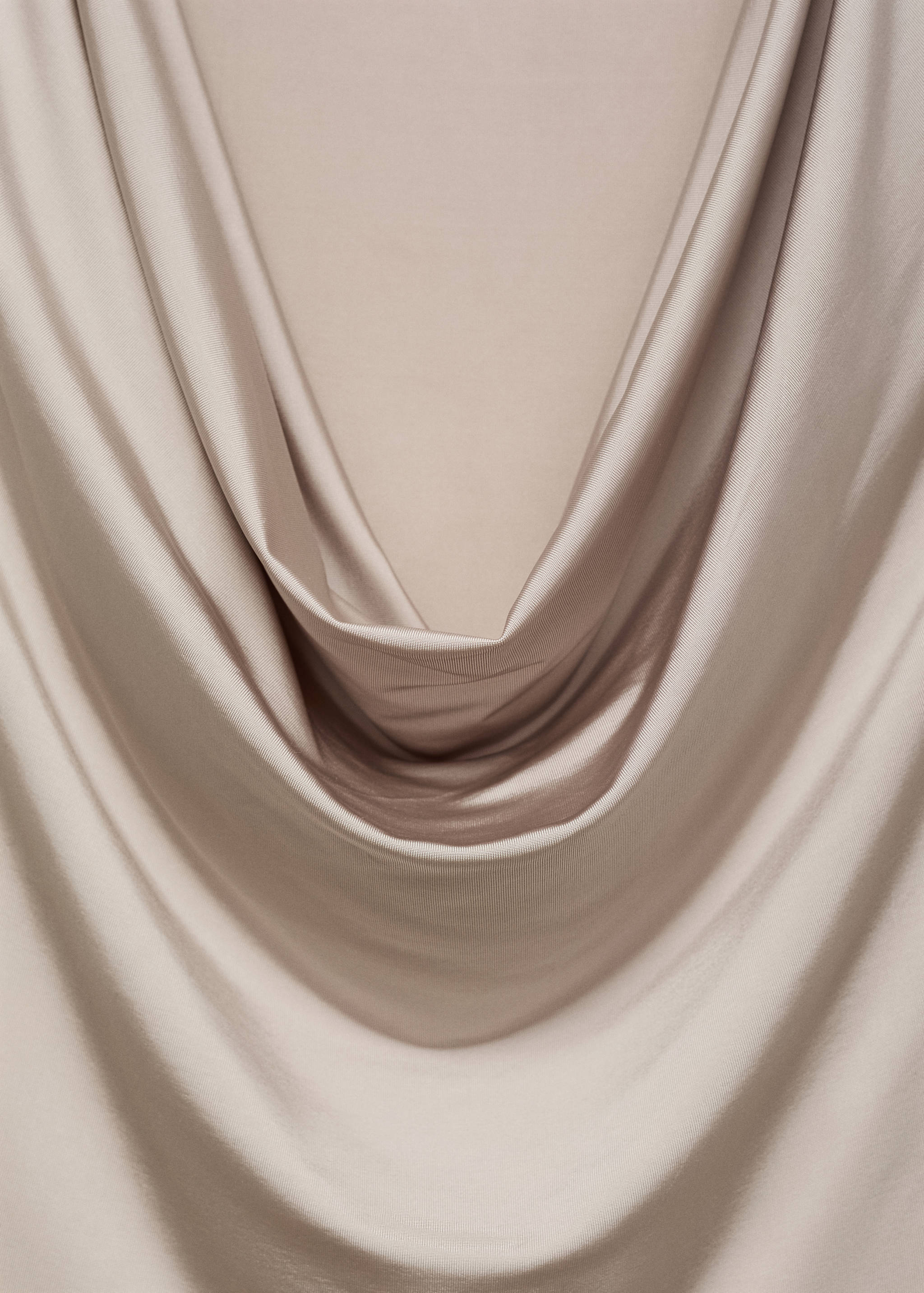 Body cu decolteu drapat - Detaliu al articolului 8