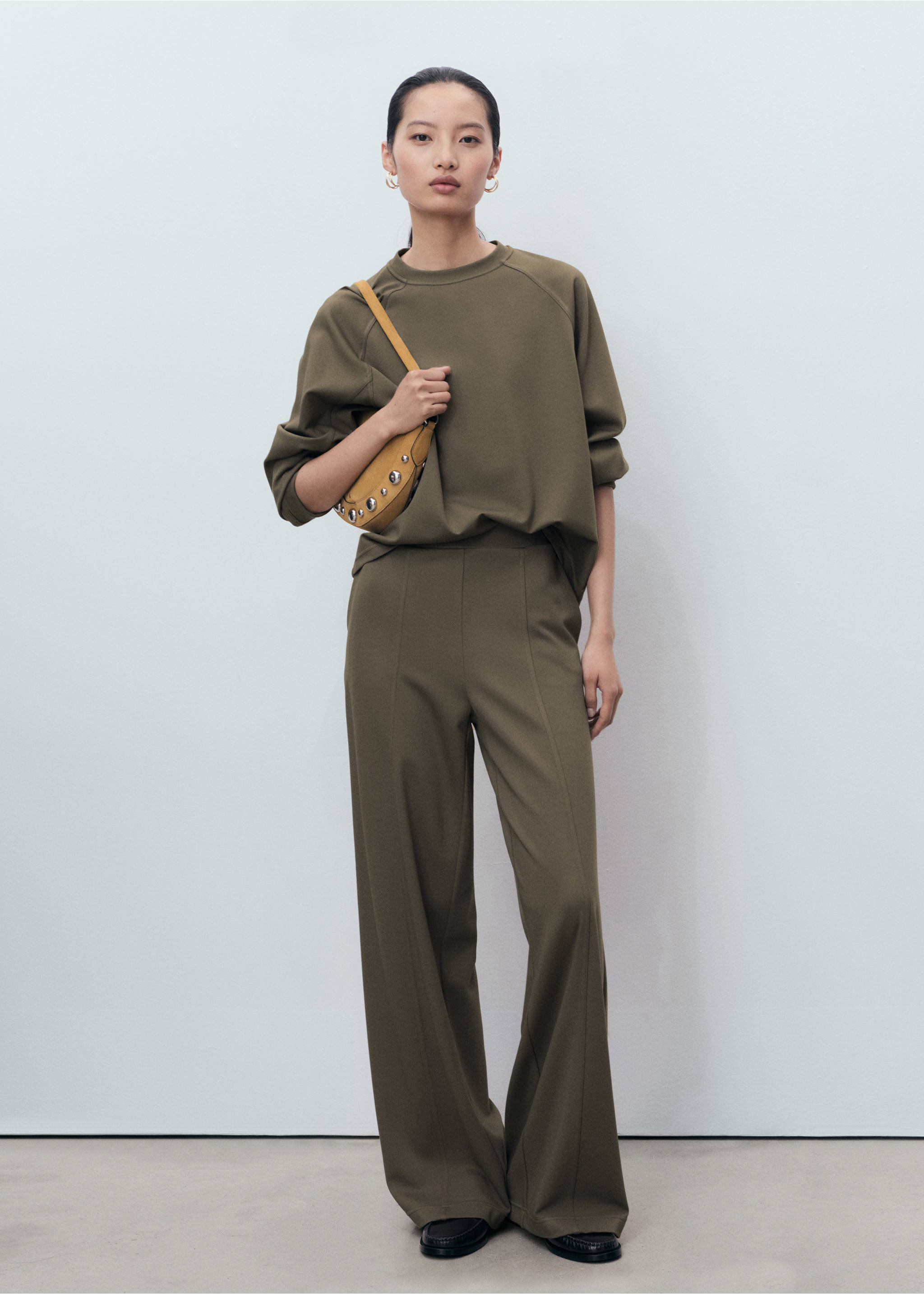 Sweat-shirt col rond - Plan général, Marron moyen. Ref: 17074097-00.