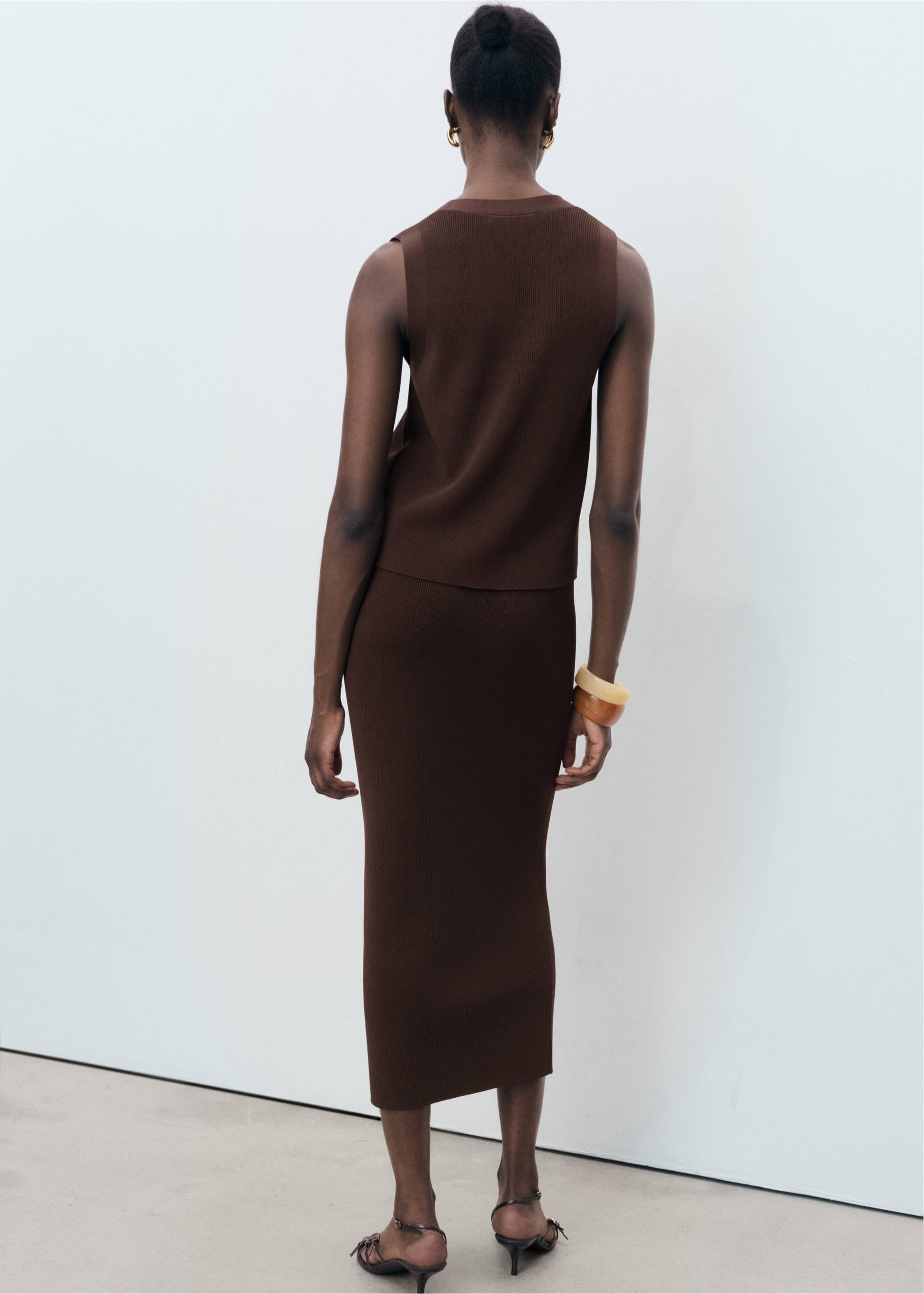 Jupe midi maille fine - Verso de l’article, Chocolat. Ref: 17074098-00.