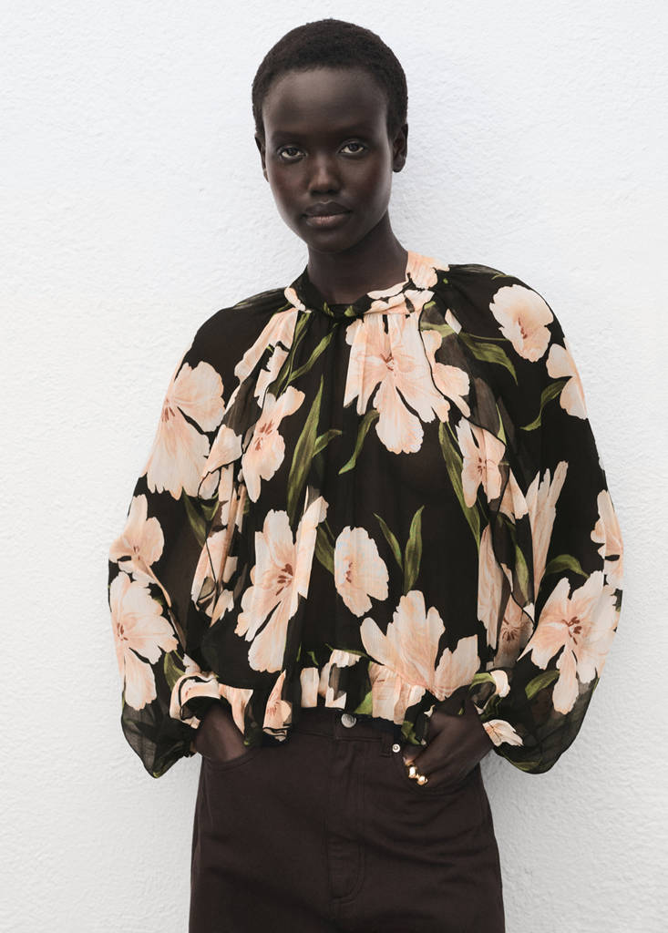Semi-transparent floral blouse — Black