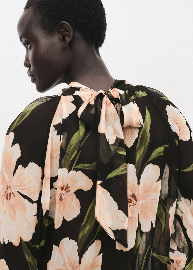 Semi-transparent floral blouse — Black
