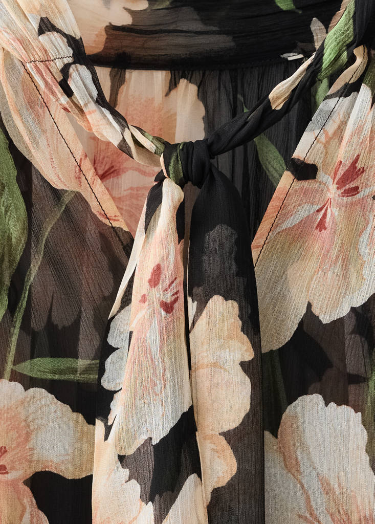 Semi-transparent floral blouse — Black