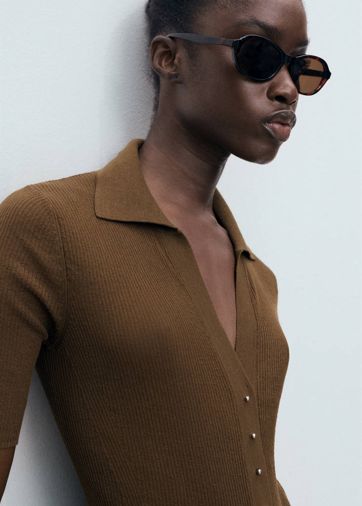 Ribbed polo-neck sweater — Chocolate