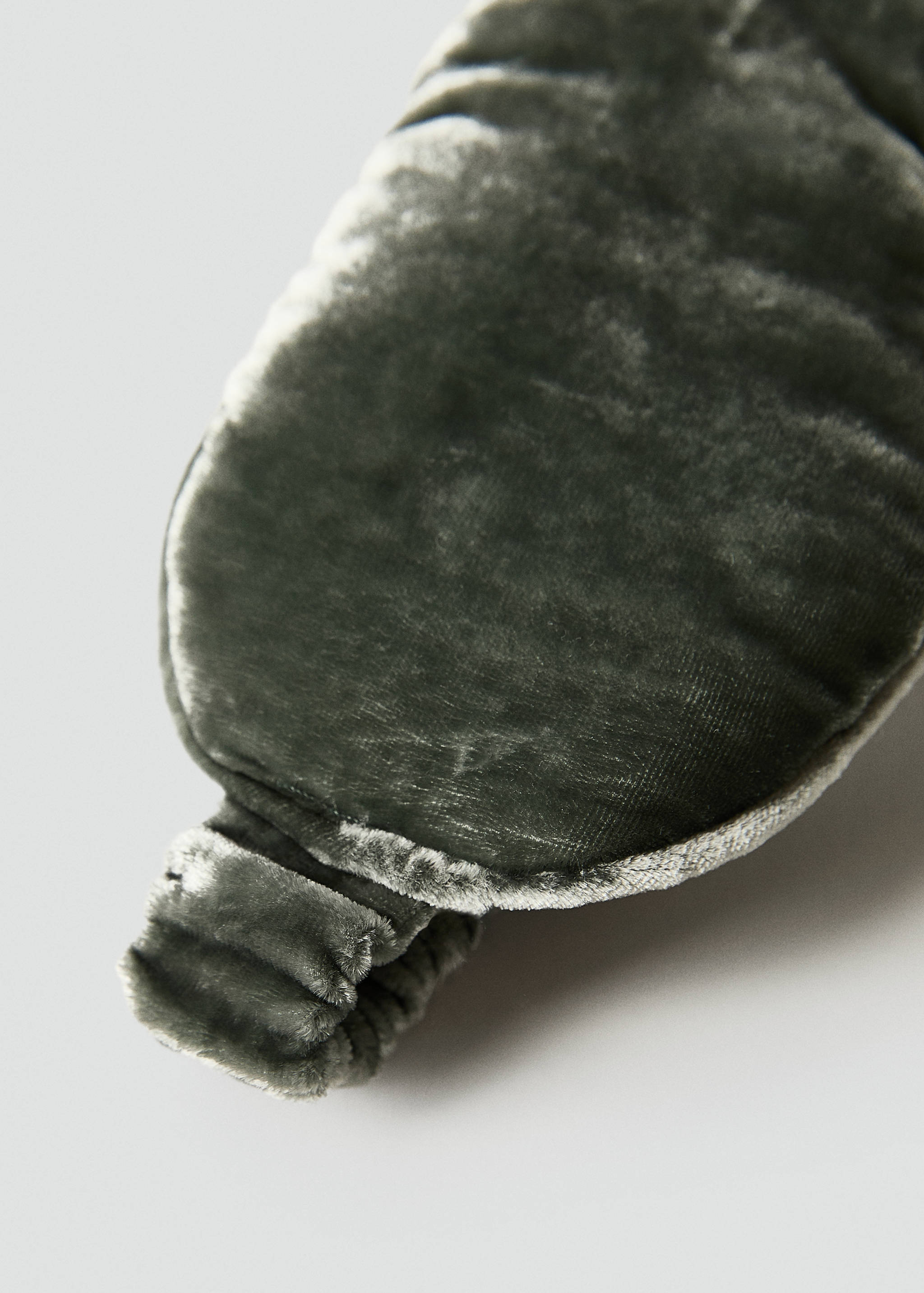 Silk velvet mask - Medium plane