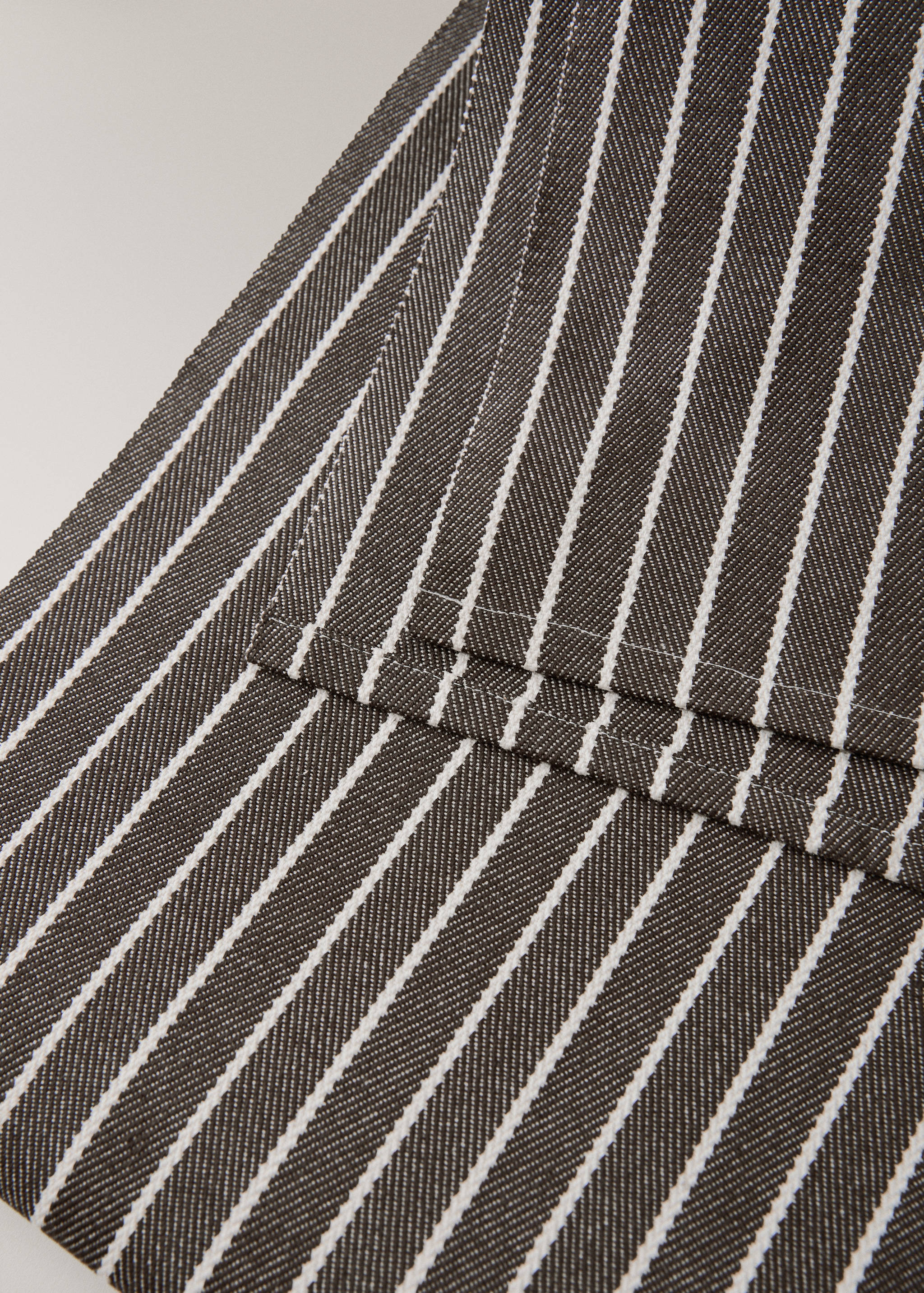 Striped cotton table runner - Details of the article 1