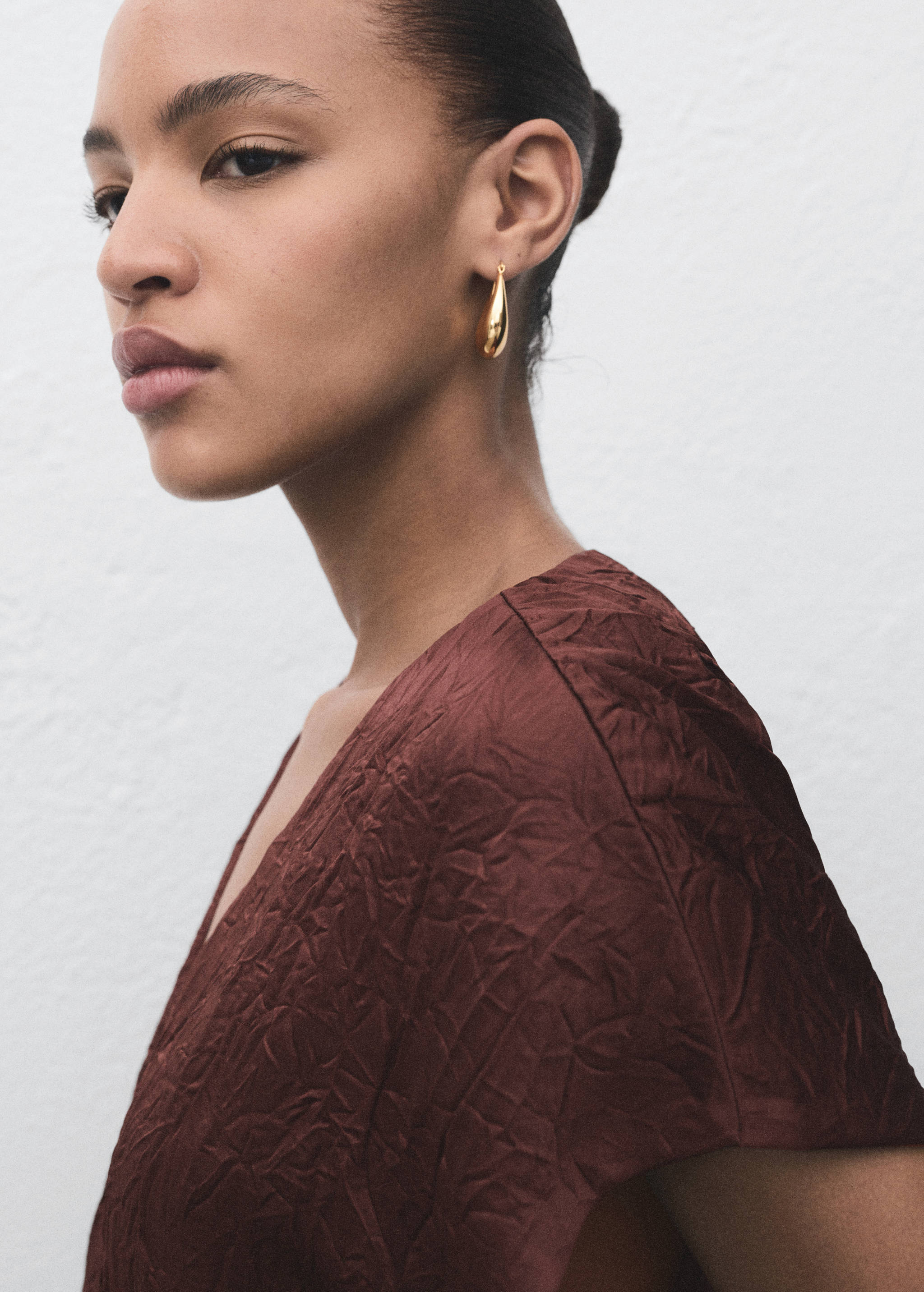 Double-breasted crinkled-effect waistcoat - Details of the article 1