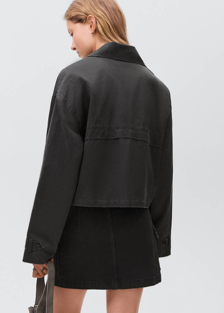 Waxed short trench coat — Charcoal