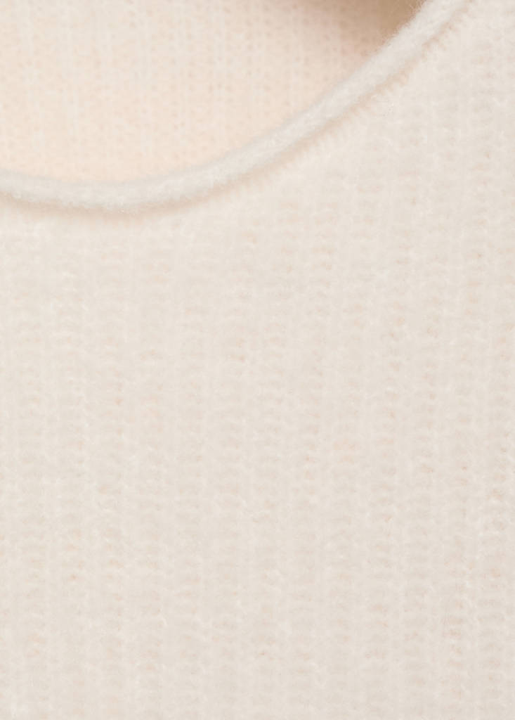 Knitted ribbed sweater — Sand