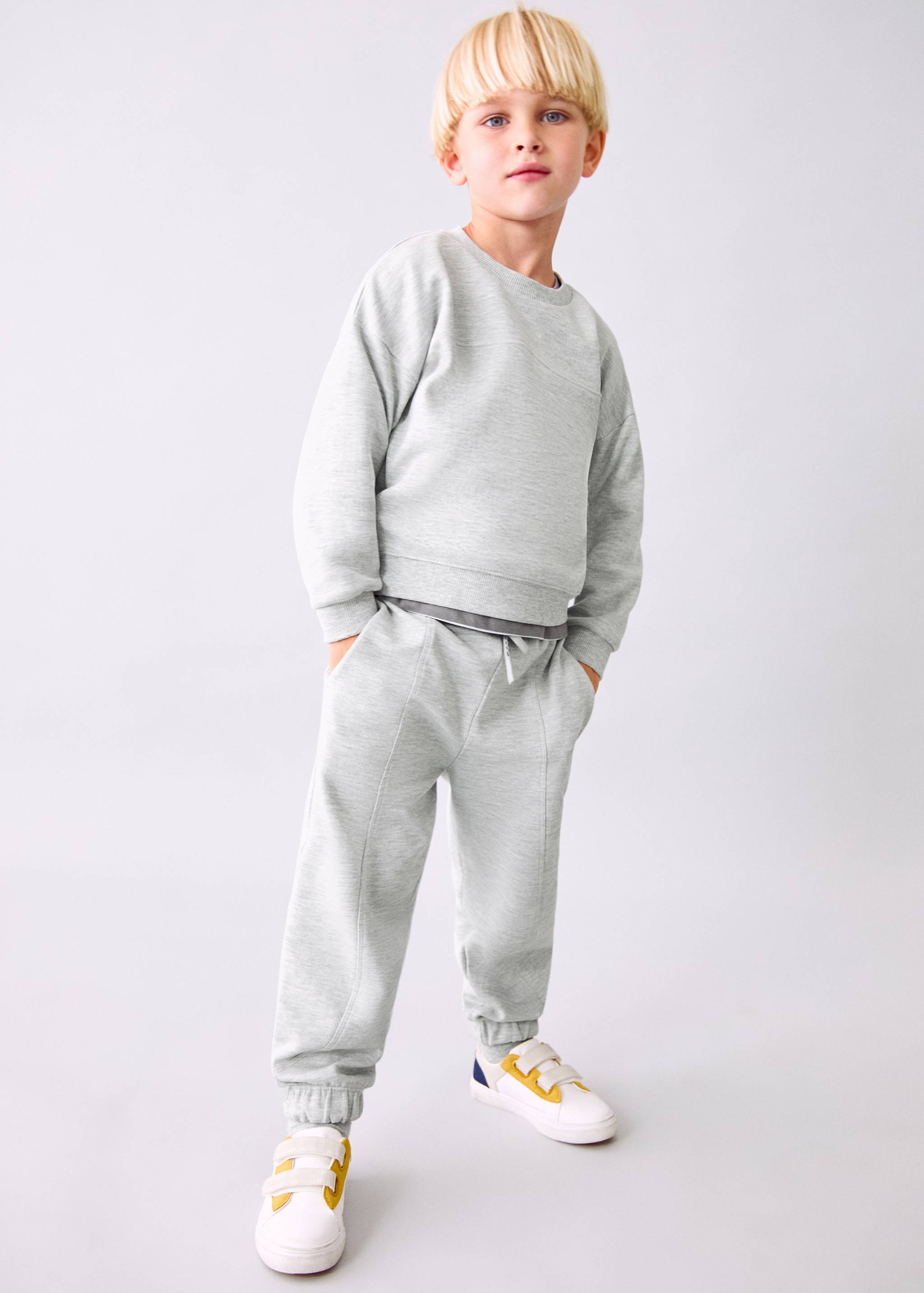 Cotton joggers with elastic waist - General plane