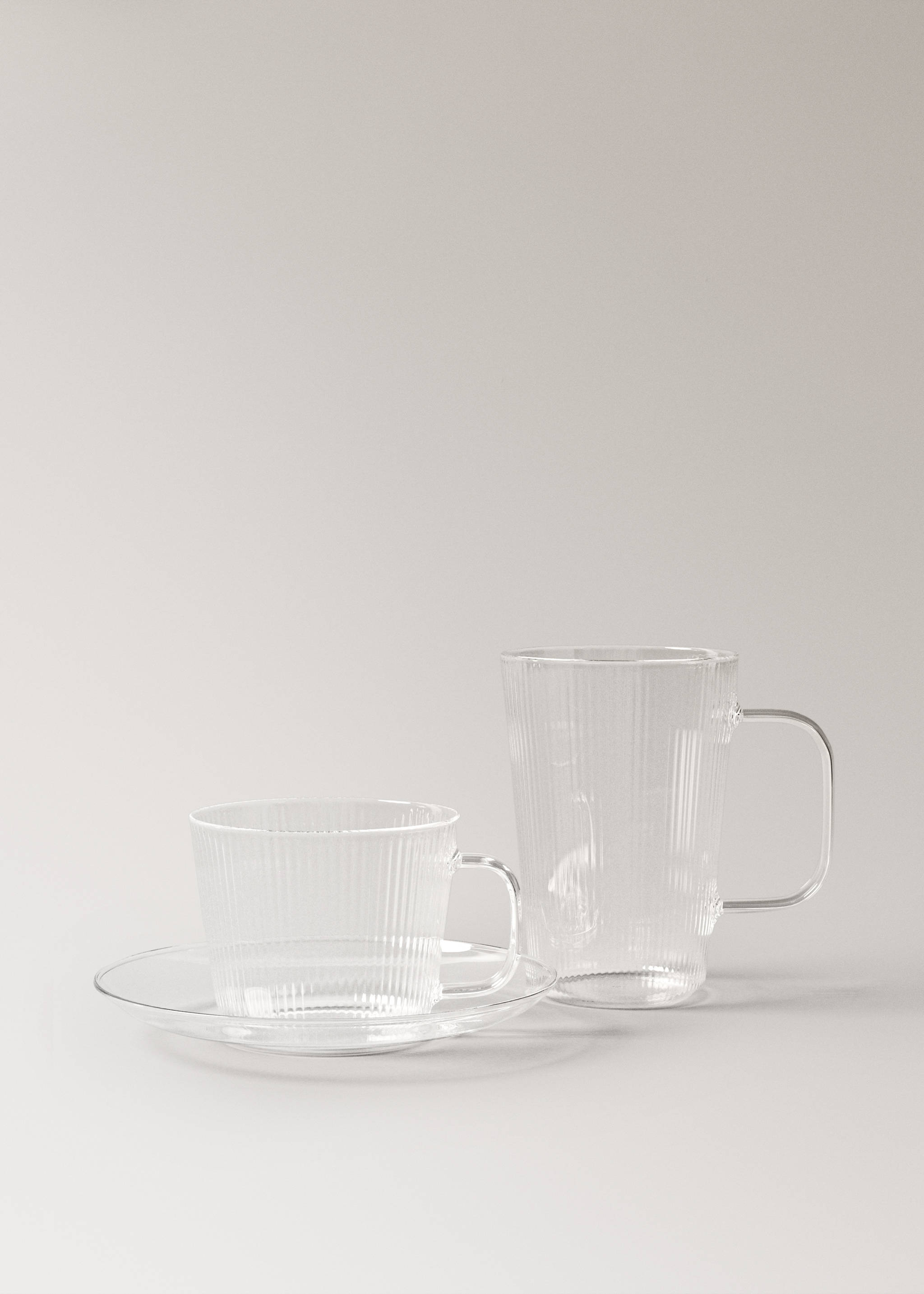 Cappuccinokopp med fat i borosilikatglas med reliefmönster av ränder - Detaljer om artikeln 4