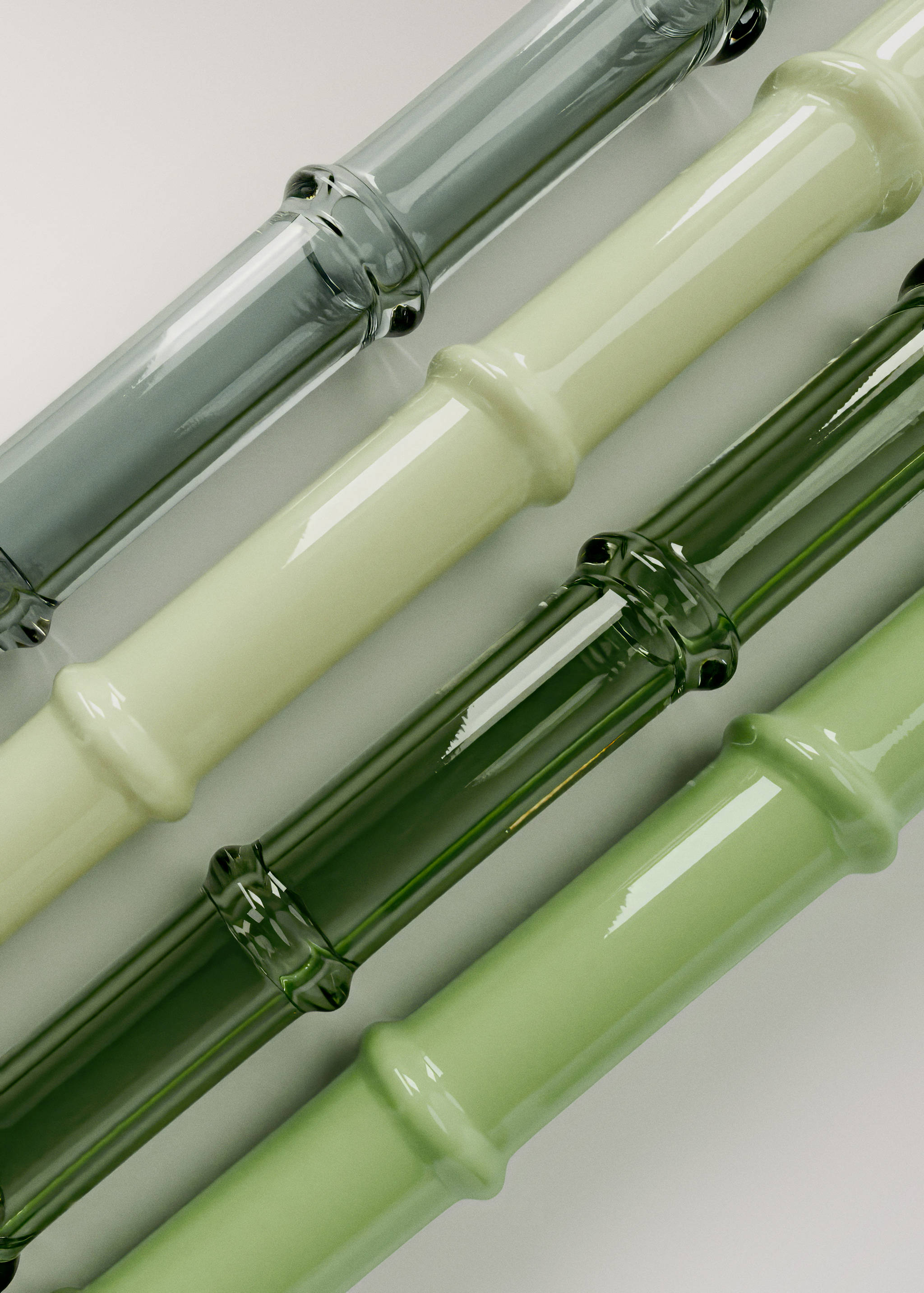 Zestaw 4 małych kolorowych słomek ze szkła borokrzemianowego - Szczegóły artykułu 1