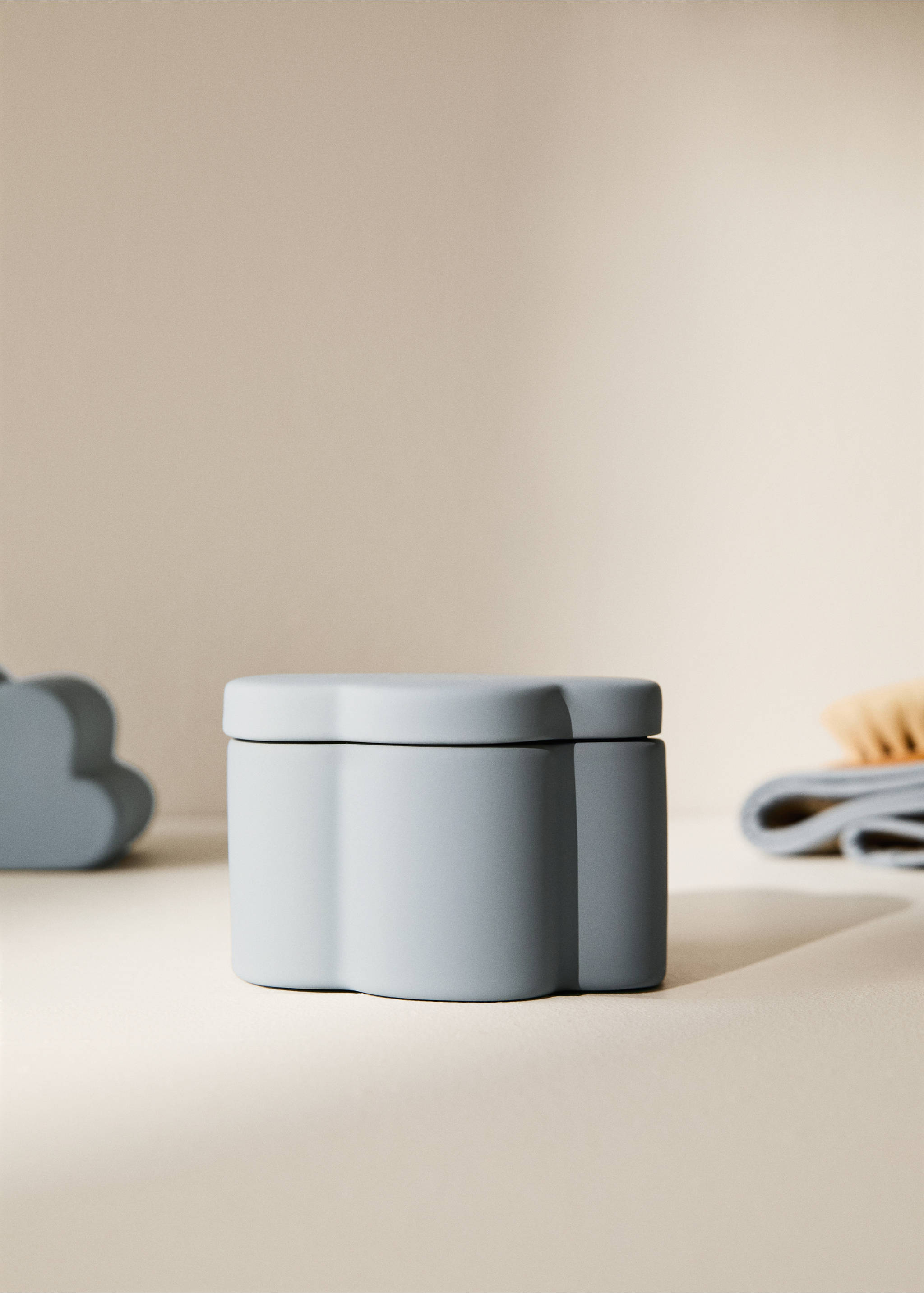 Cloud-shaped stoneware bathroom box - General plane, Sky Blue. Ref: 17074443-00.