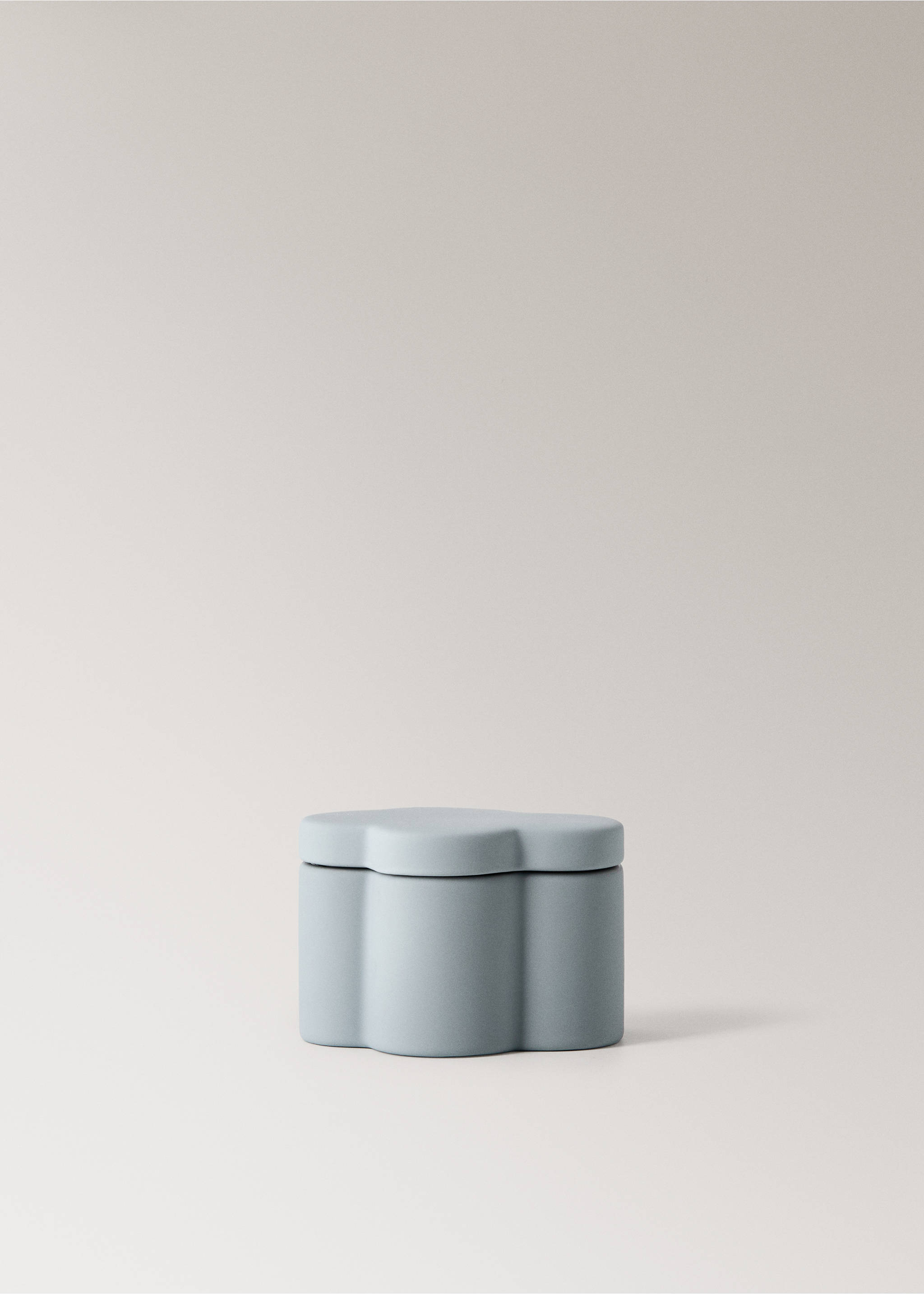 Cloud-shaped stoneware bathroom box - Article without model, Sky Blue. Ref: 17074443-00.