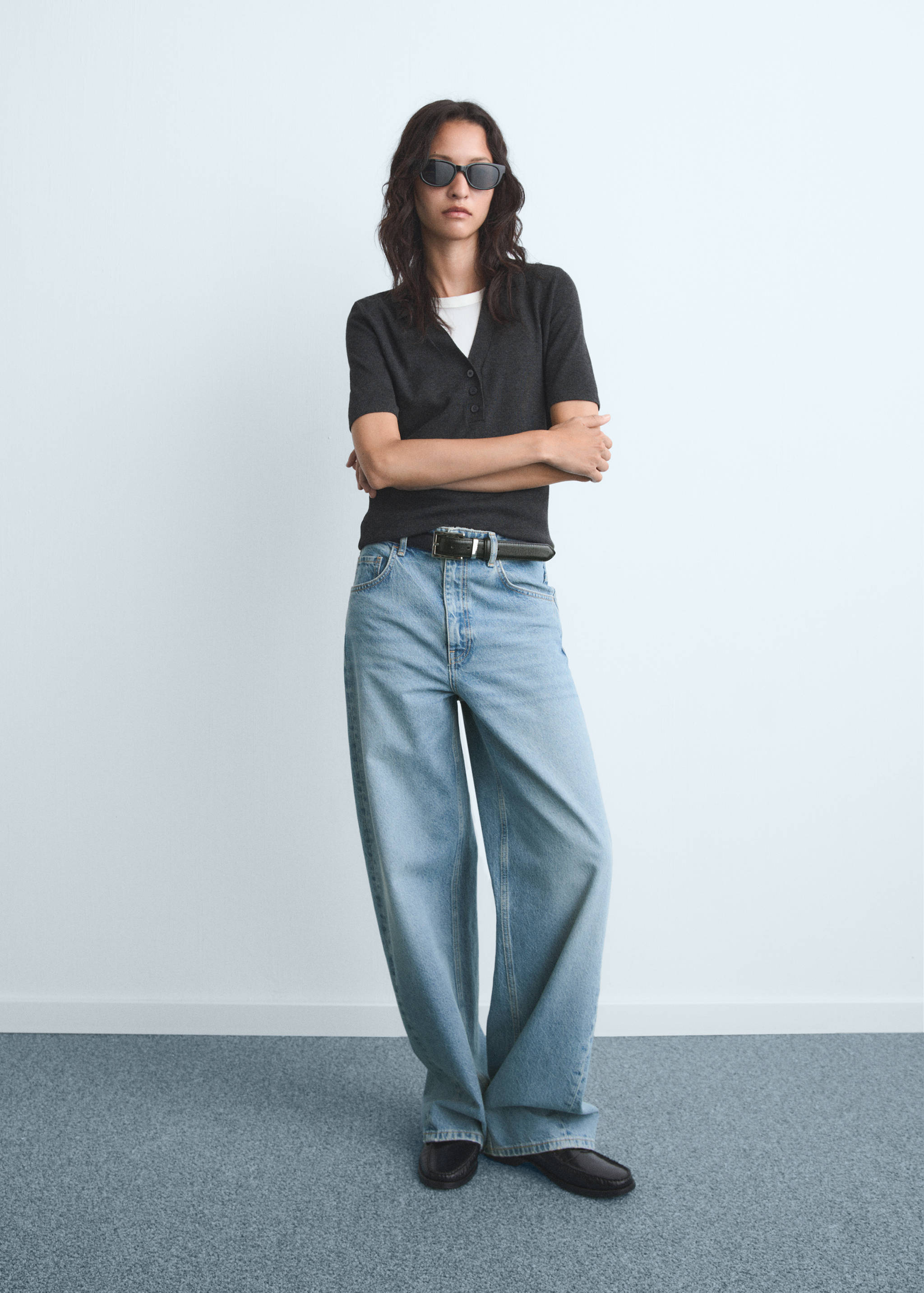 Calças de ganga barrel com cintura média - Plano geral