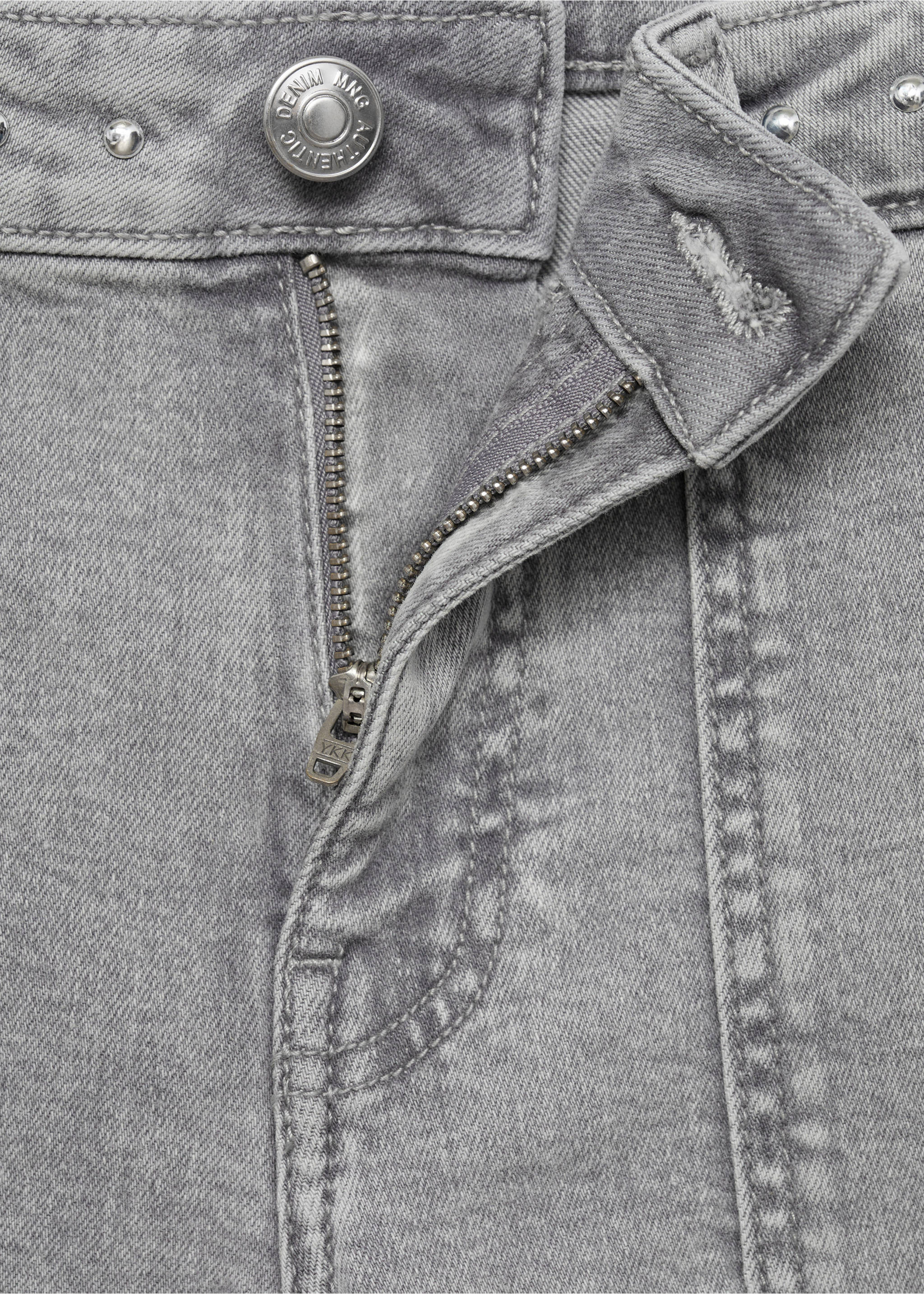 Jean style jupe-culotte clouté - Détail de l'article 8, Gris denim. Ref: 17074777-00.