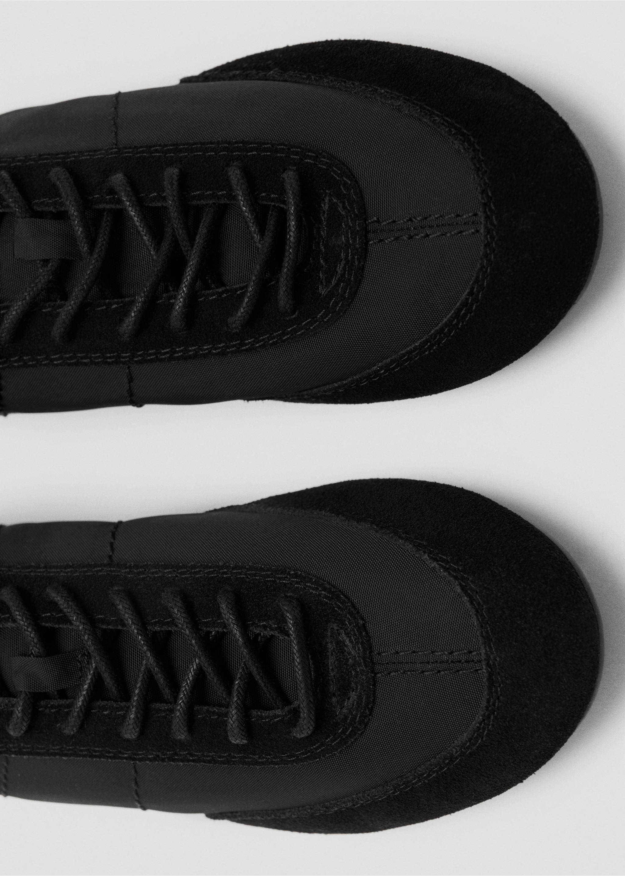 Tennis combinées cuir daim - Détail de l'article 2, Noir. Ref: 17074781-00.