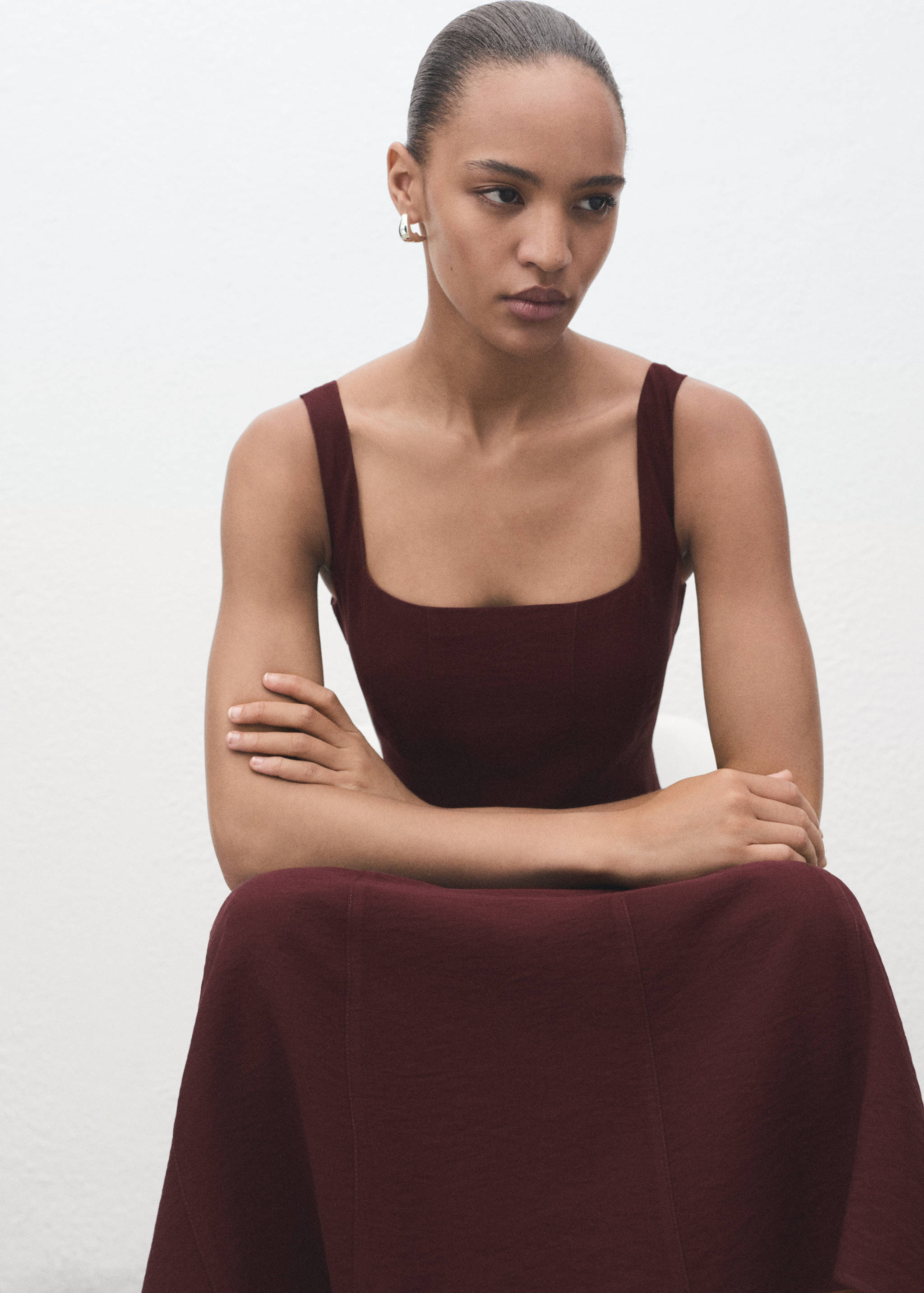 Vestido midi com costuras - Pormenor do artigo 2