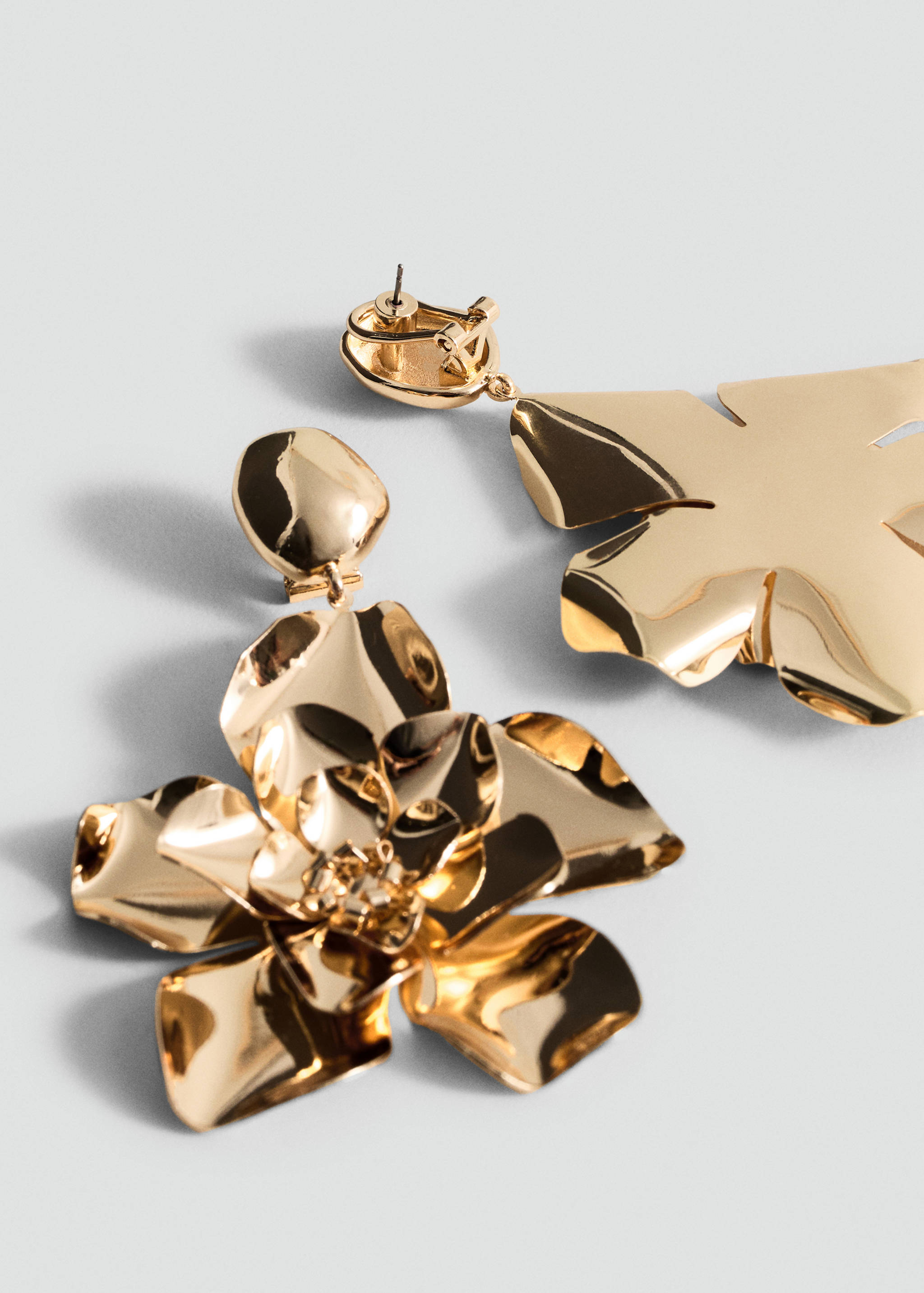 Maxi-Blumen-Ohrringe - Mittlere Ansicht