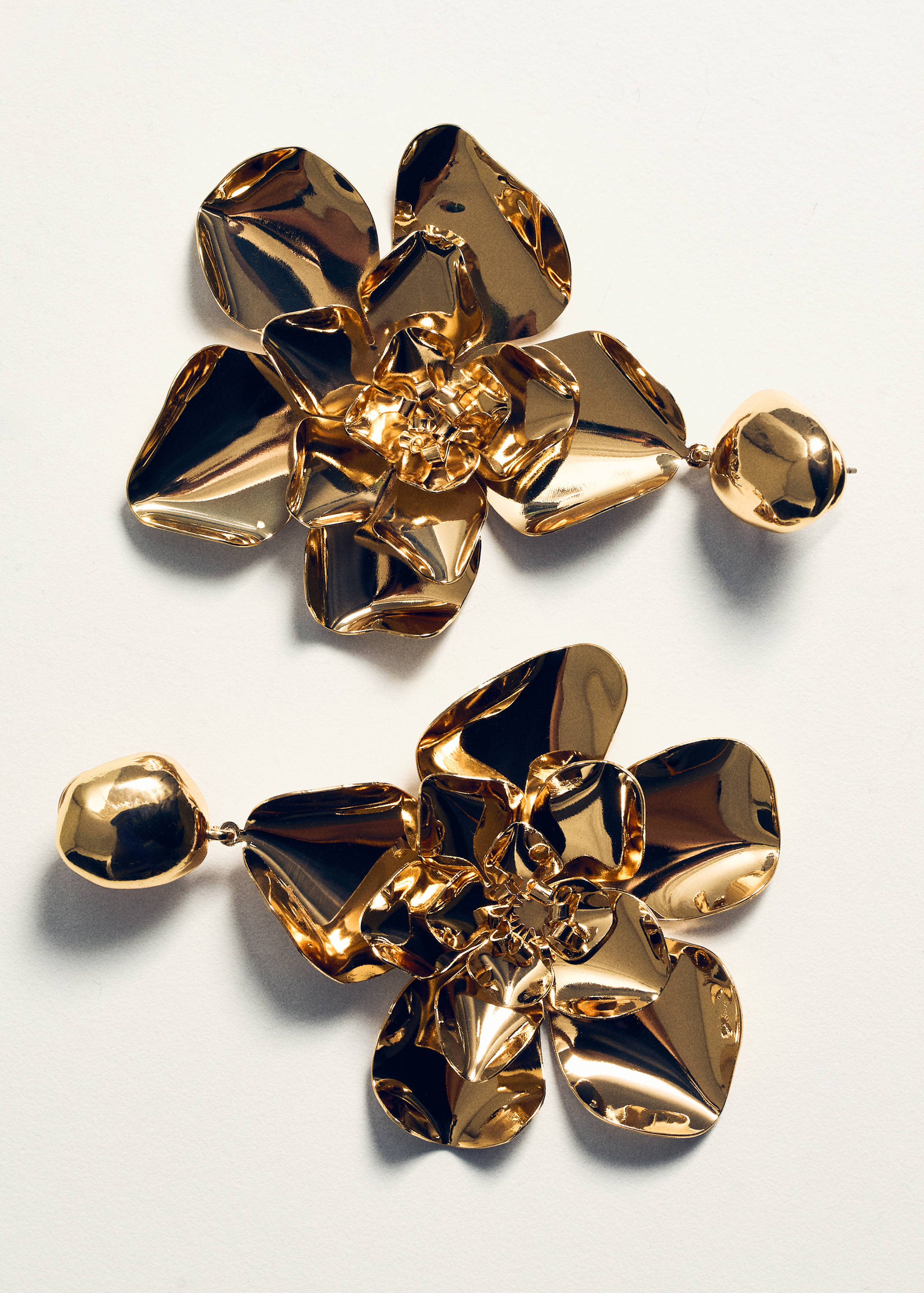 Maxi-Blumen-Ohrringe - Detail des Artikels 5