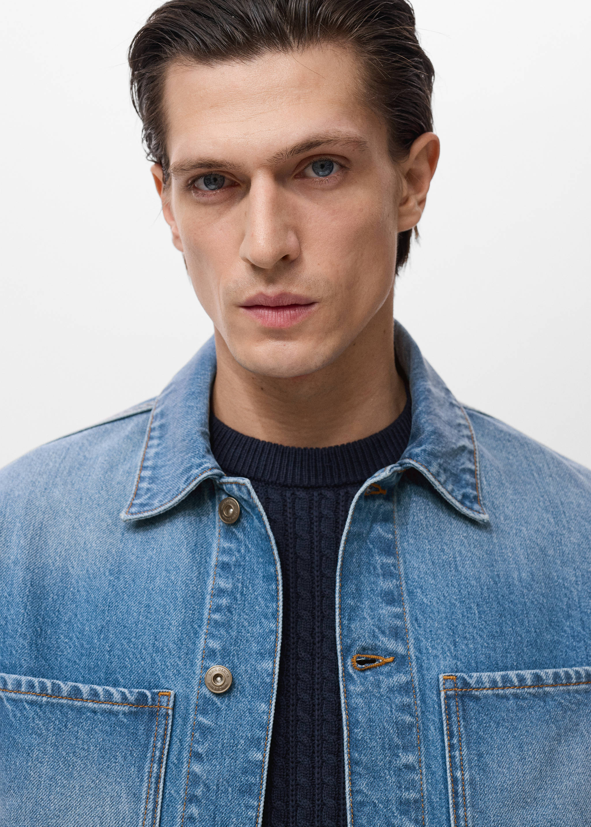 Denim jacket pockets - Details of the article 1