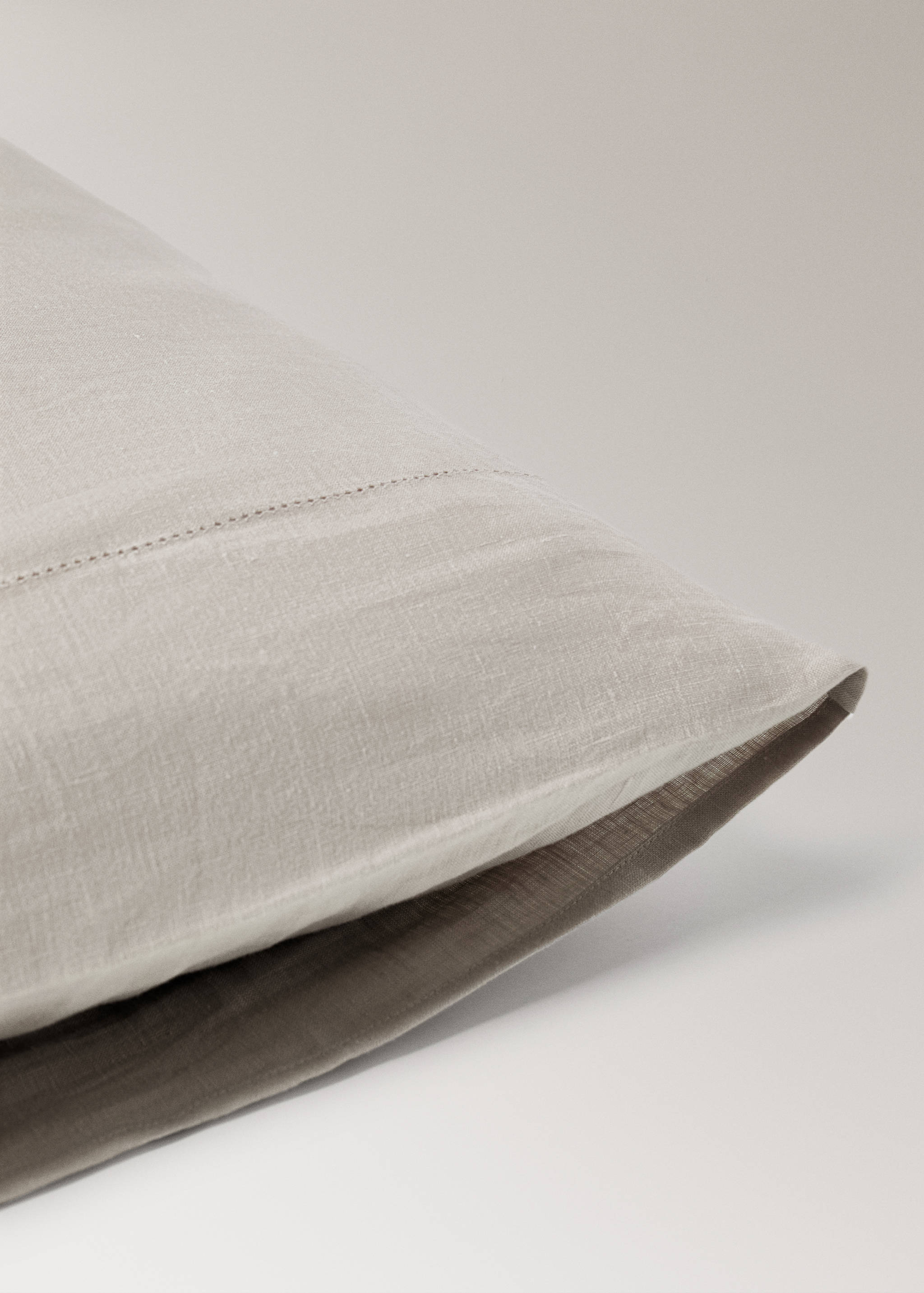 Washed linen pillowcase with hemstitch 50x75 cm - Details of the article 1