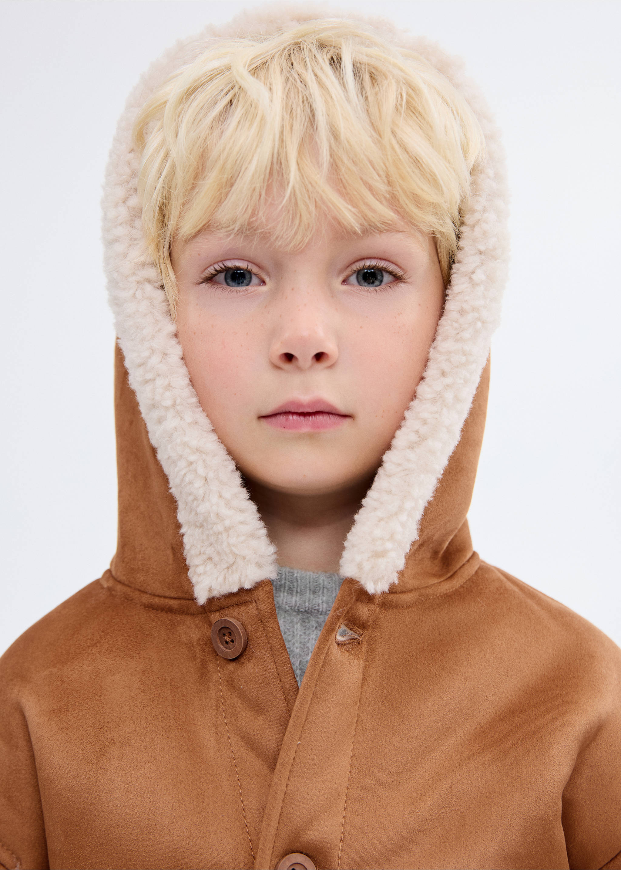 Suede effect sheepskin coat - Details of the article 1, Medium Brown. Ref: 17075785-00.