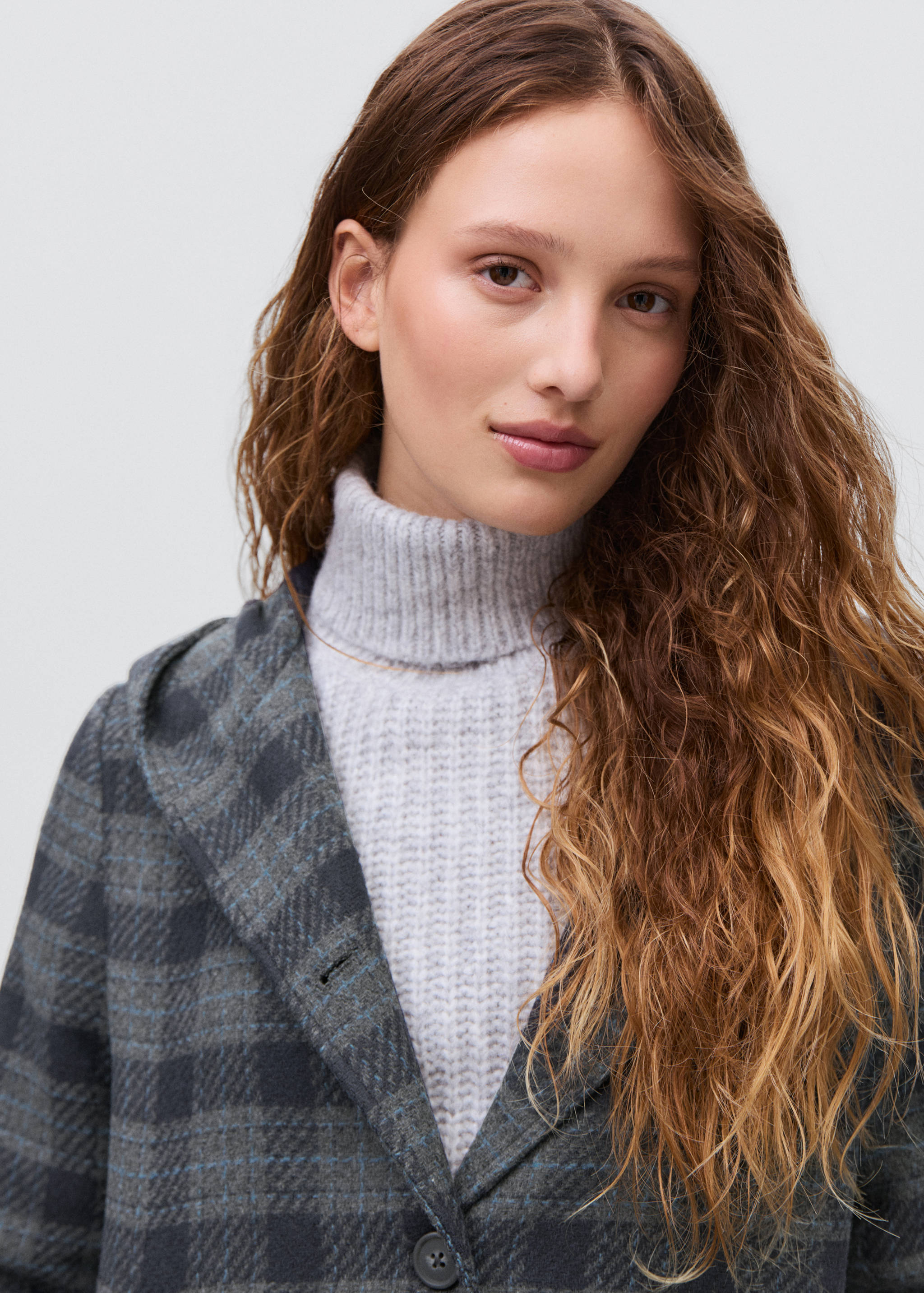 Checked-print cloth coat - Details of the article 1