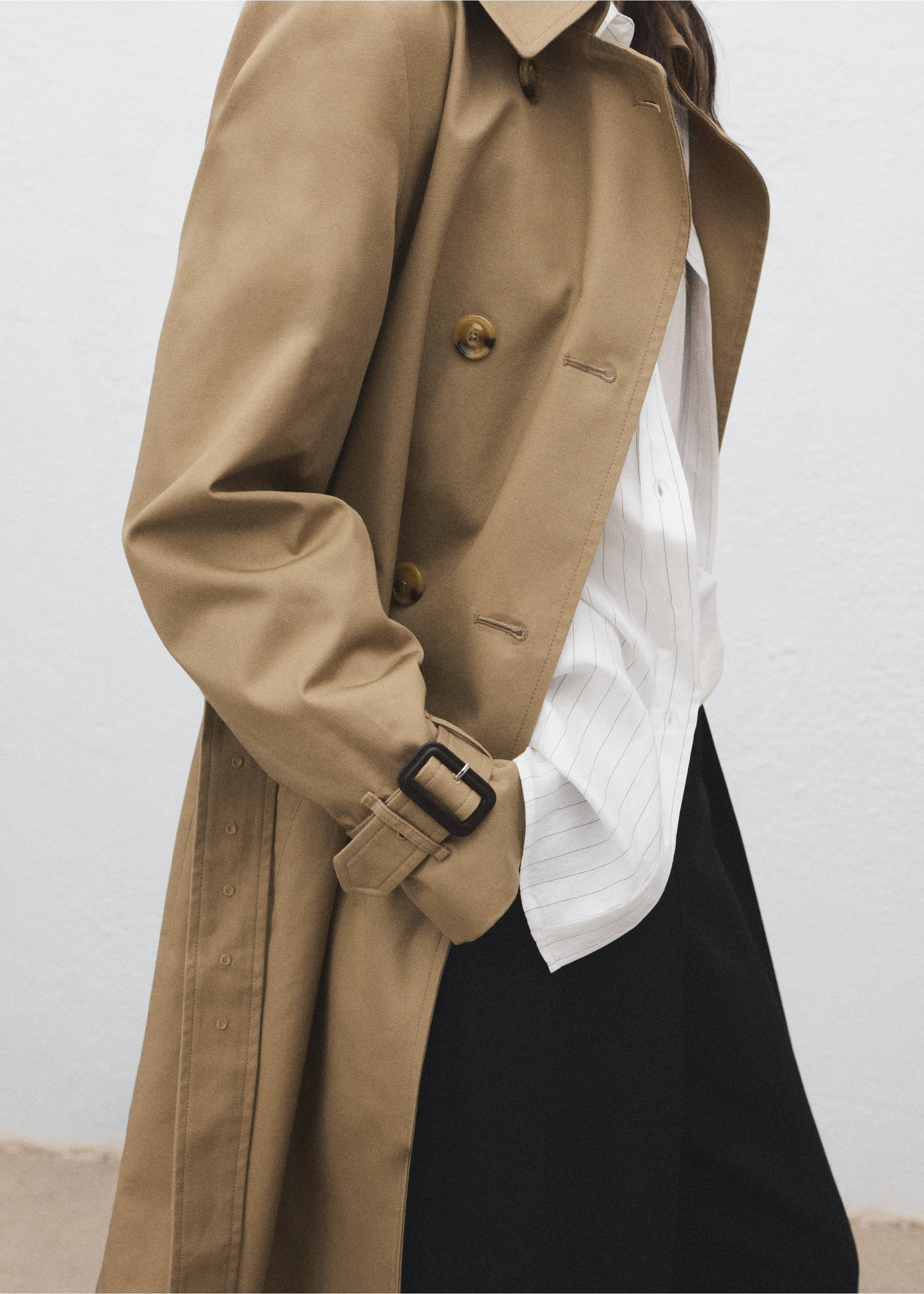 Classic trench coat with belt - Details of the article 6, Beige. Ref: 17075789-00.