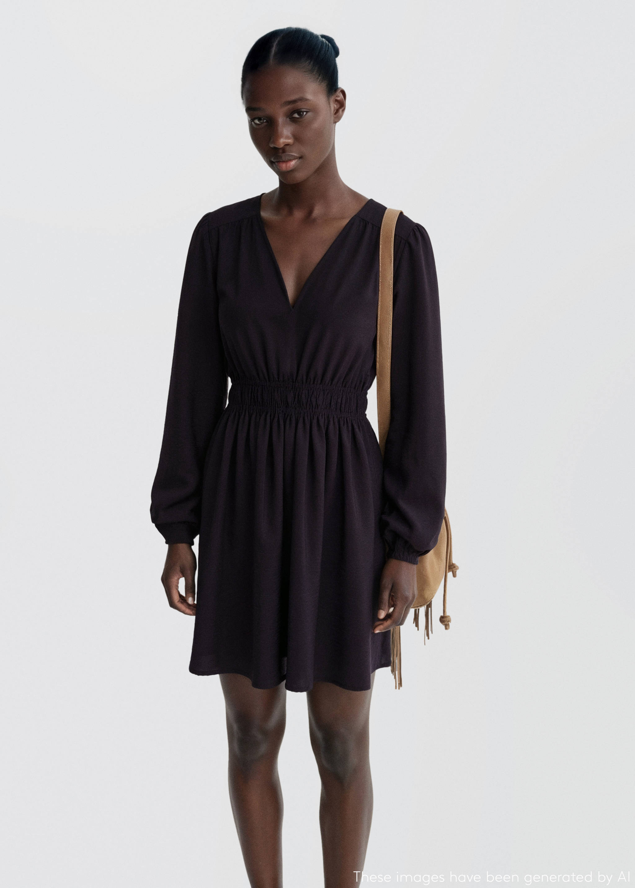 Vestido cintura fruncida - Plano medio