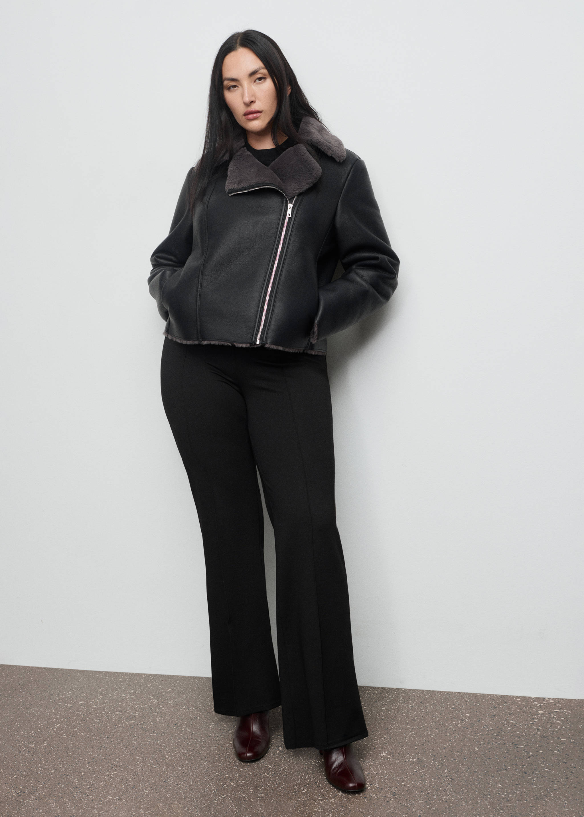 Veste biker fourrure synthétique - Détail de l'article 3