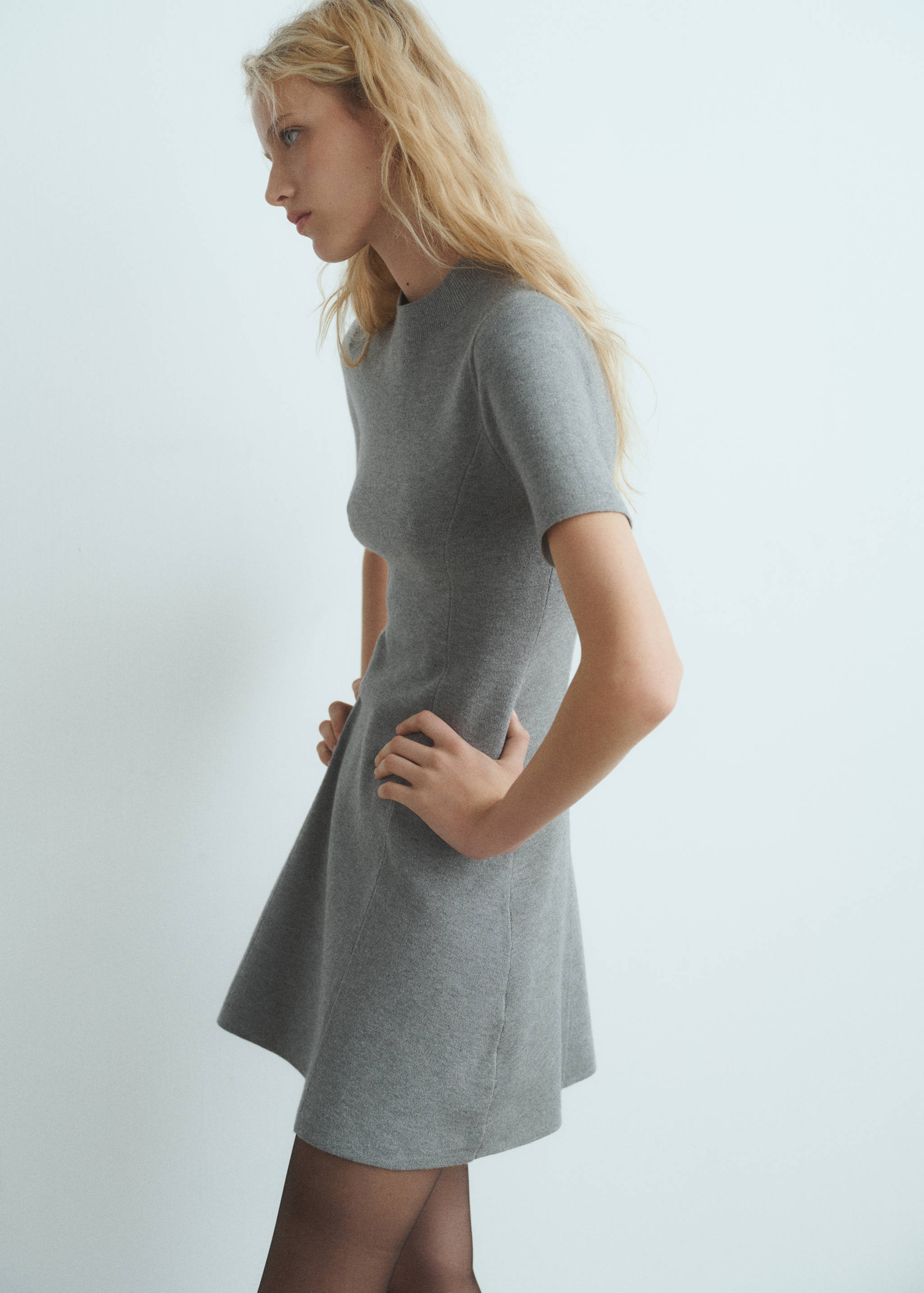 Fine-knit flared dress - Medium plane