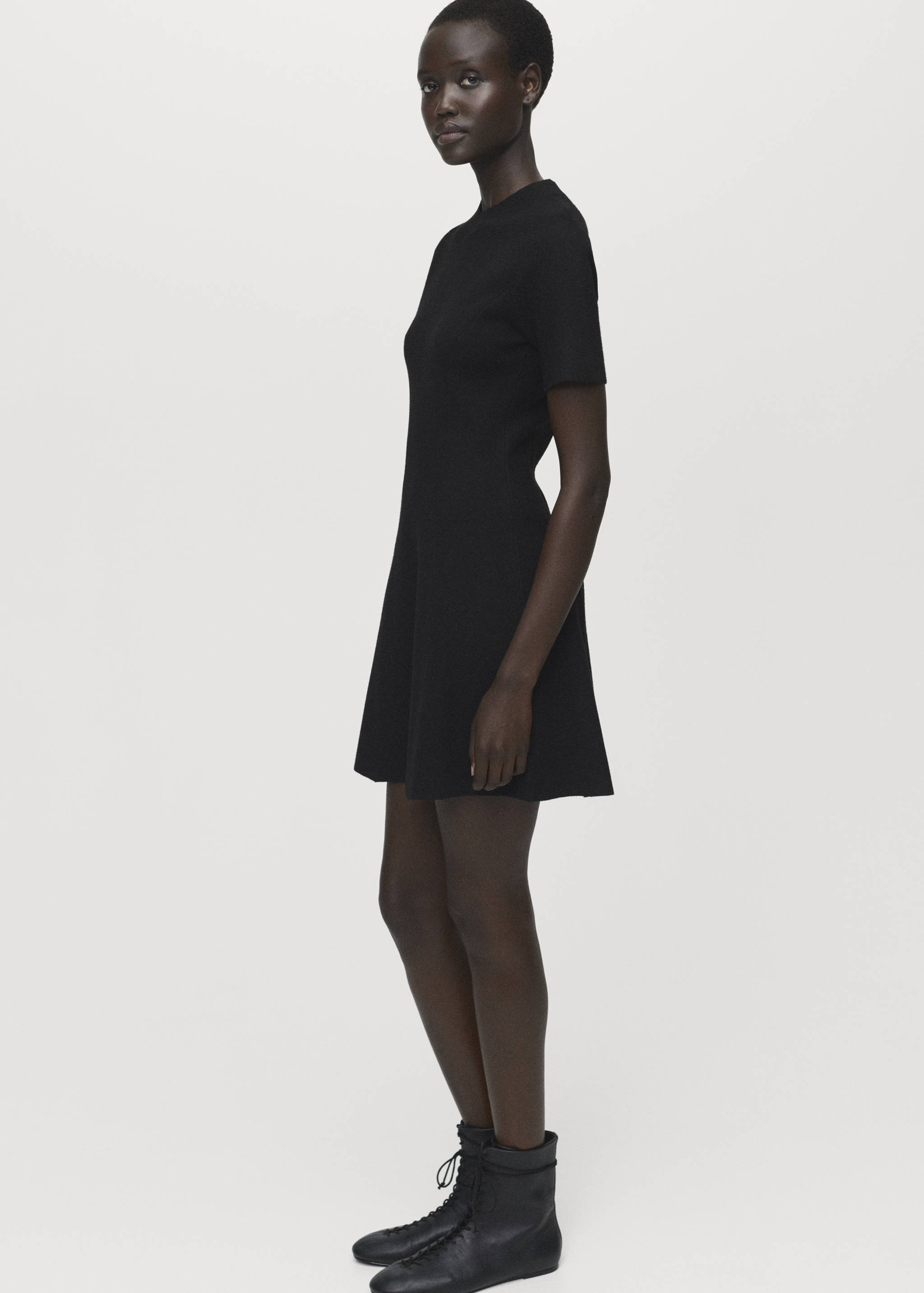 Fine-knit flared dress - Details of the article 6