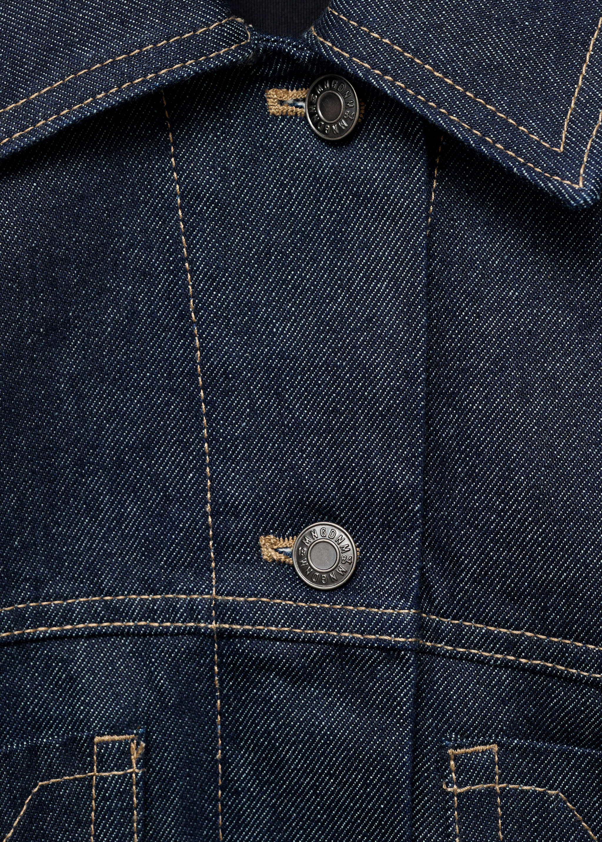 Casaco de ganga com costuras decorativas - Pormenor do artigo 8