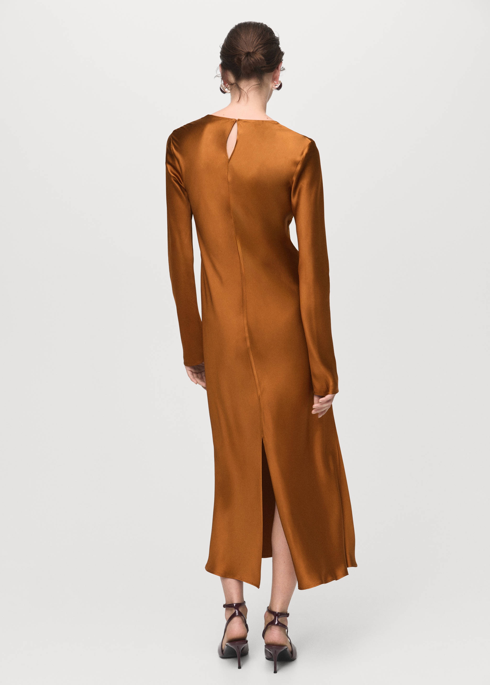 Vestido comprido acetinado - Verso do artigo