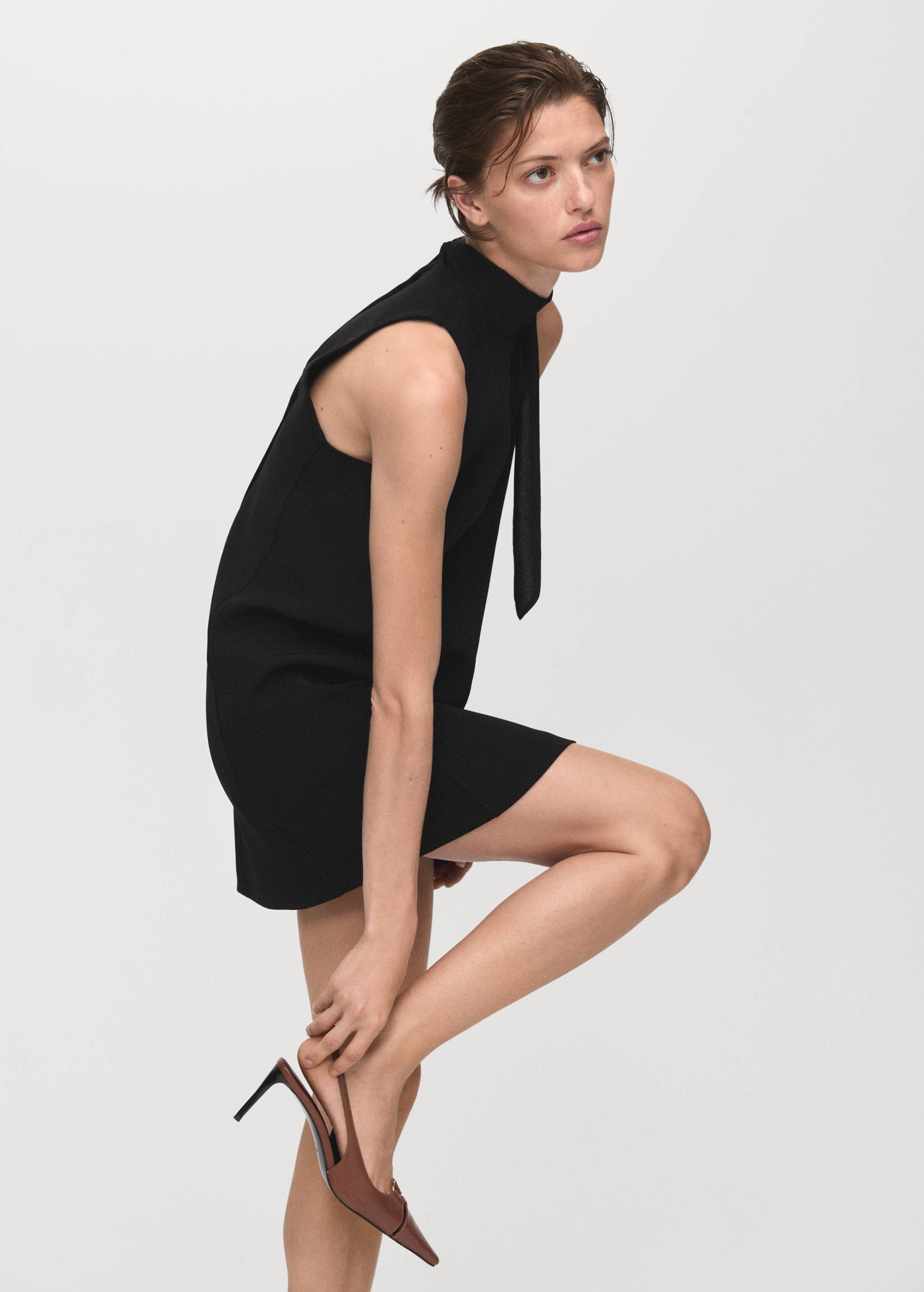 Bow cut-out detail dress - Details of the article 2