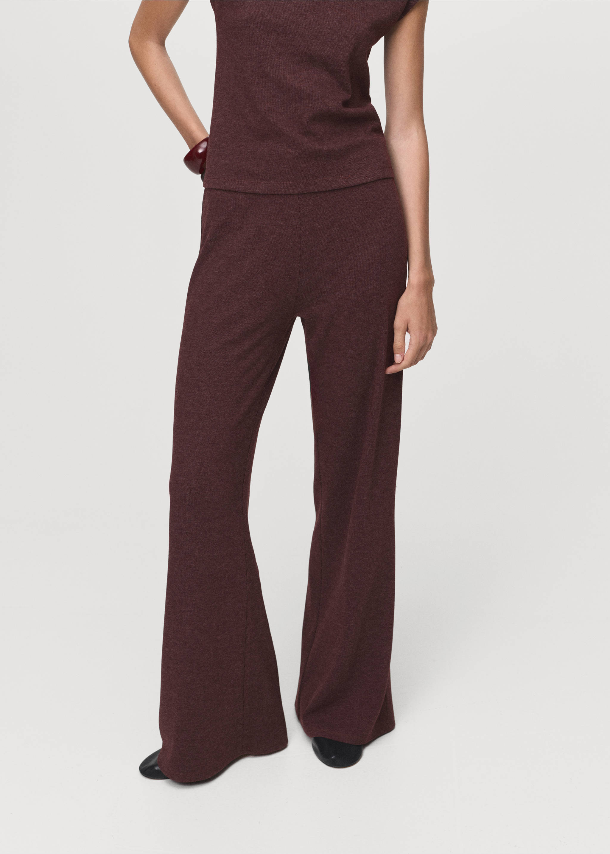 Knitted trousers with elastic waistband - Medium plane, Burgundy. Ref: 17075815-00.