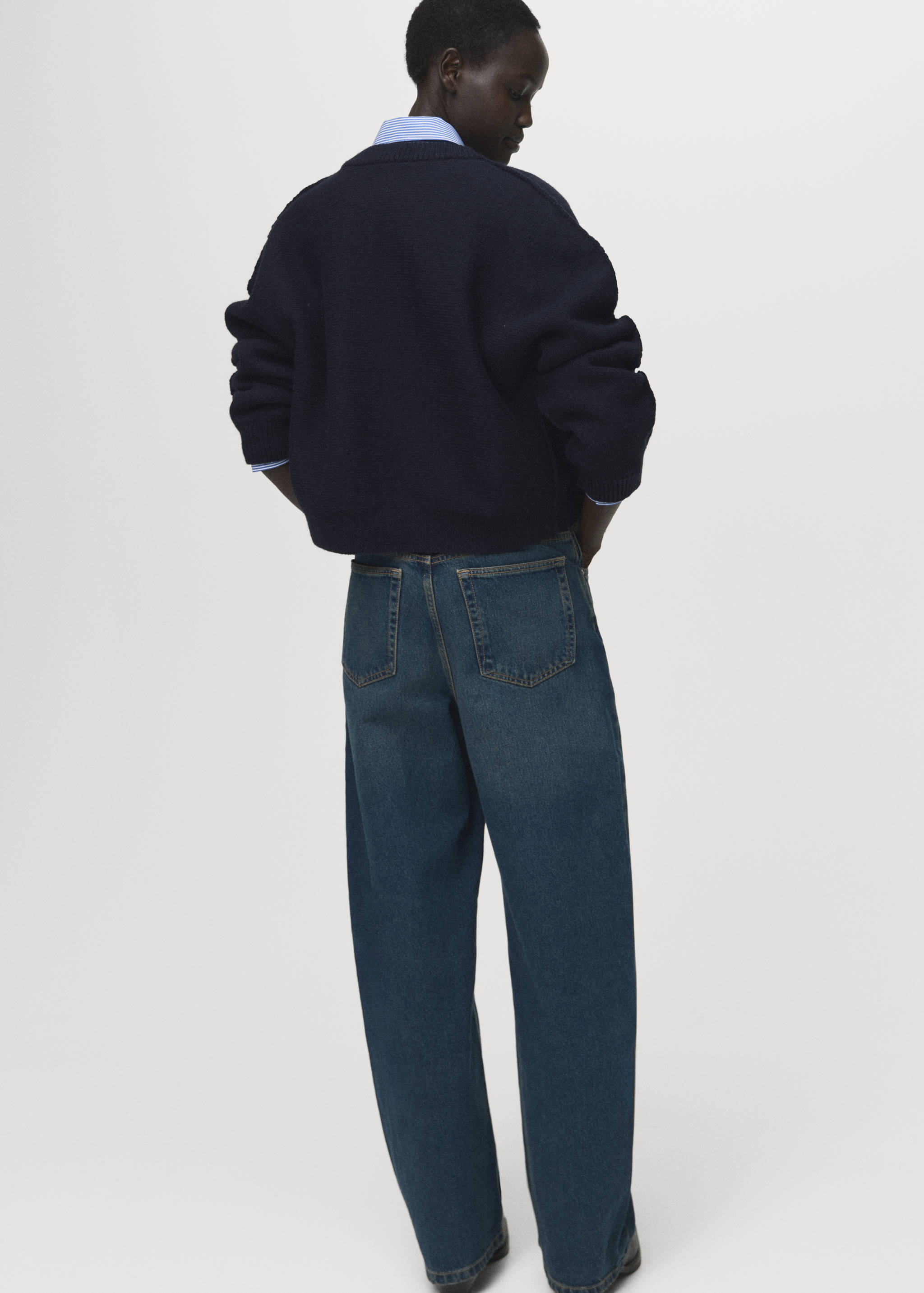 Straight-fit cardigan with buttons - Reverse of the article