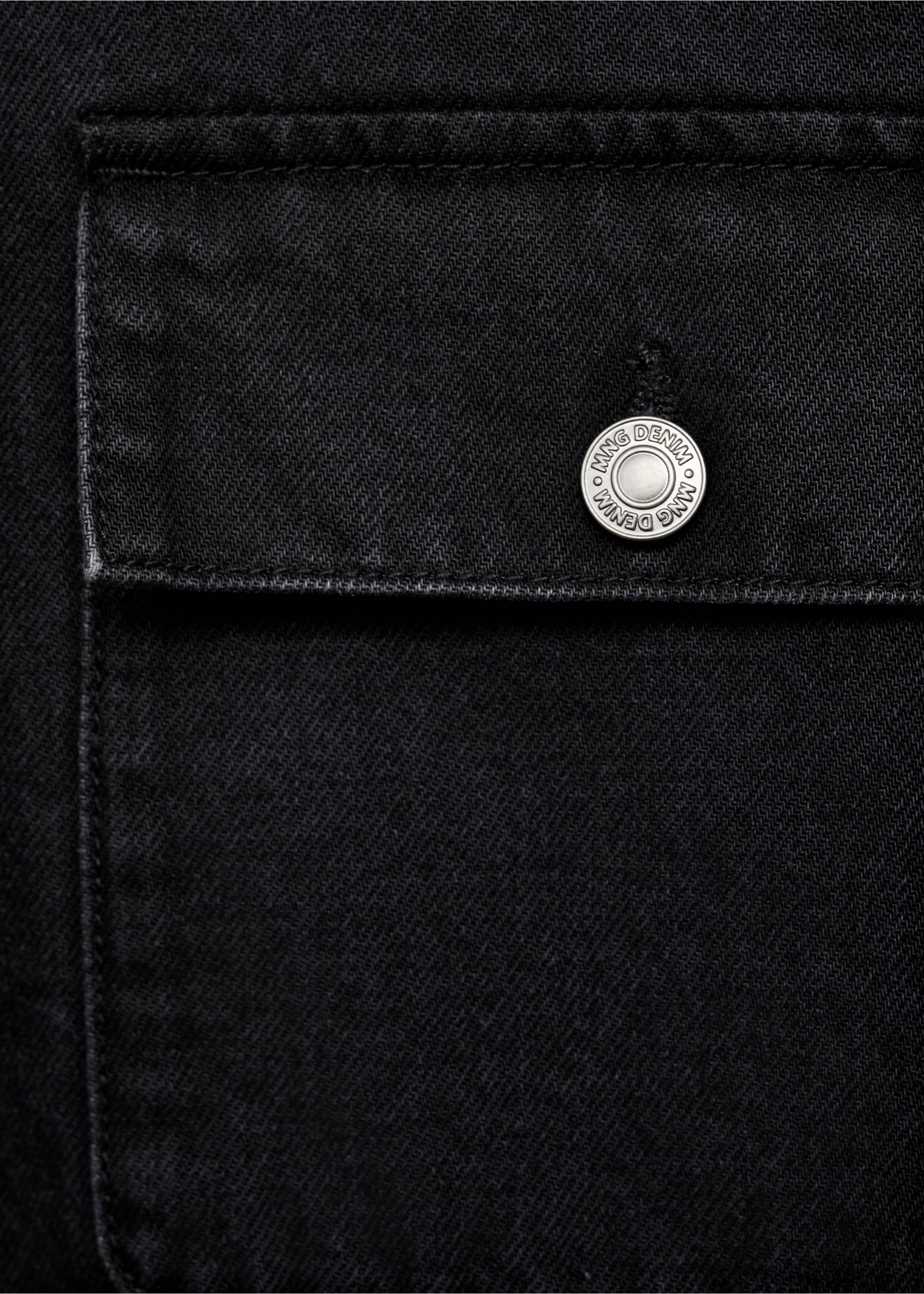 Джинсовая куртка с карманами - Деталь изделия 0, Черный деним. Ref: 17075968-00.