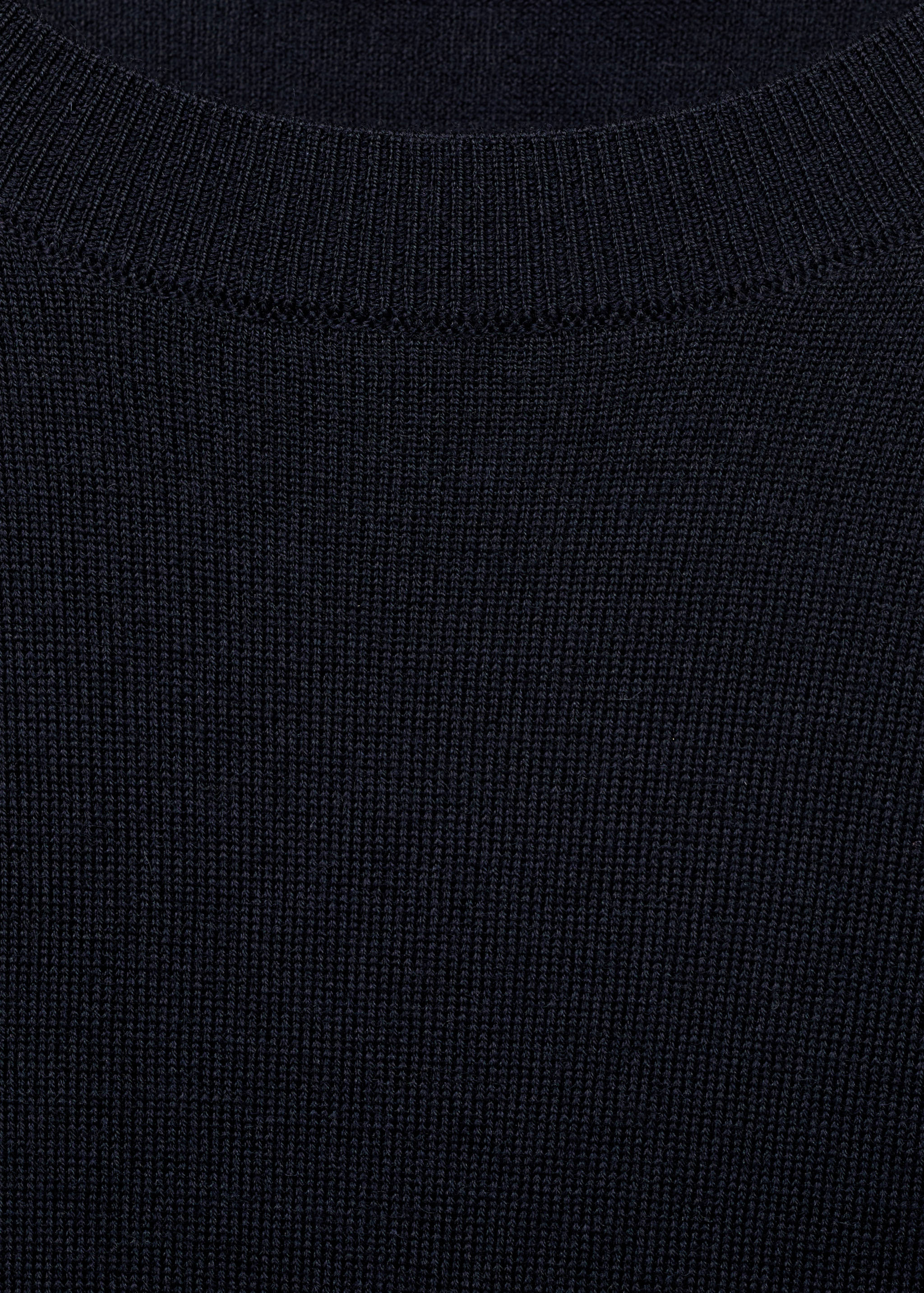 100% merino wool crew neck sweater - Details of the article 8