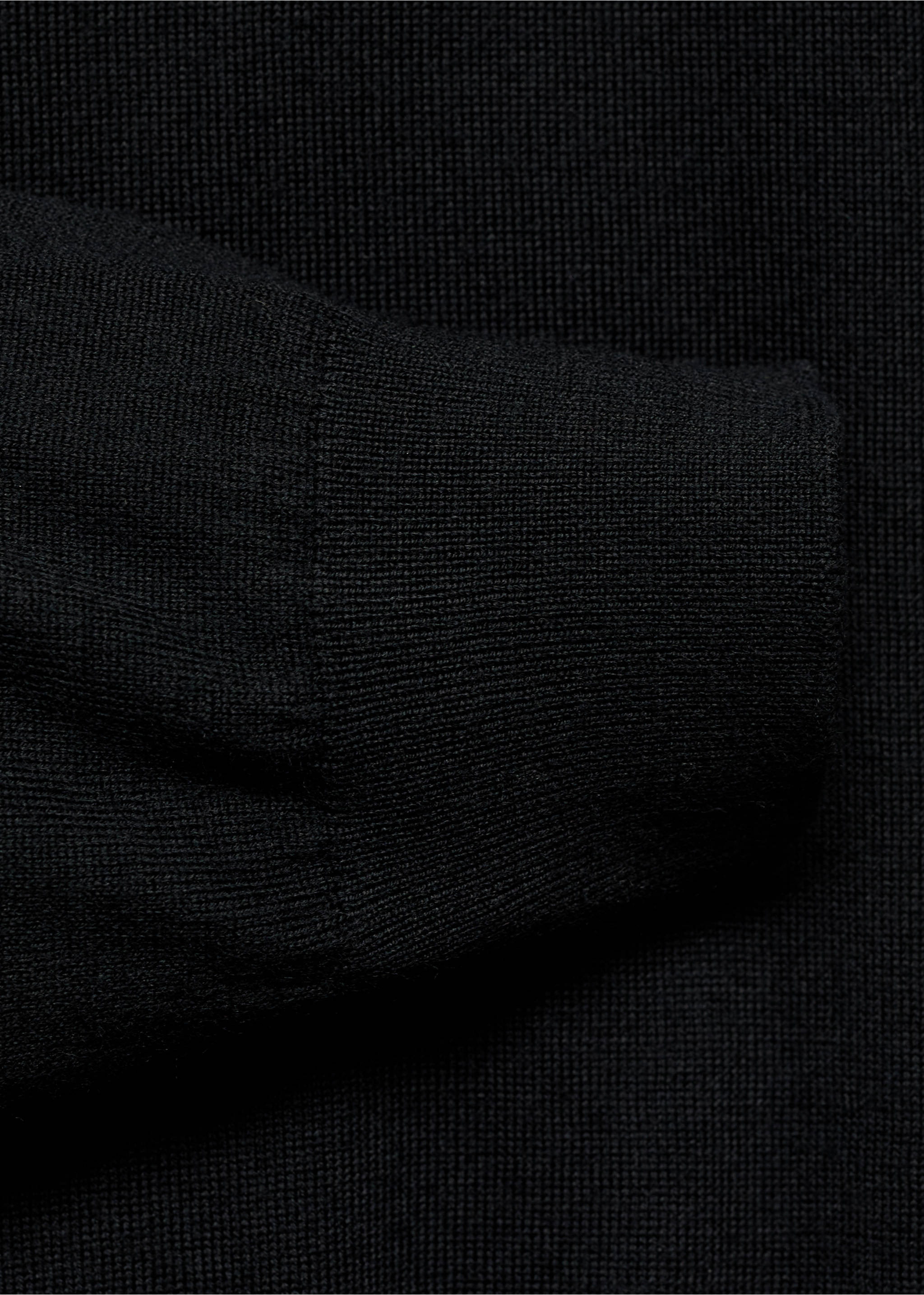 100% merino wool crew neck sweater - Details of the article 8, Black. Ref: 17075970-00.