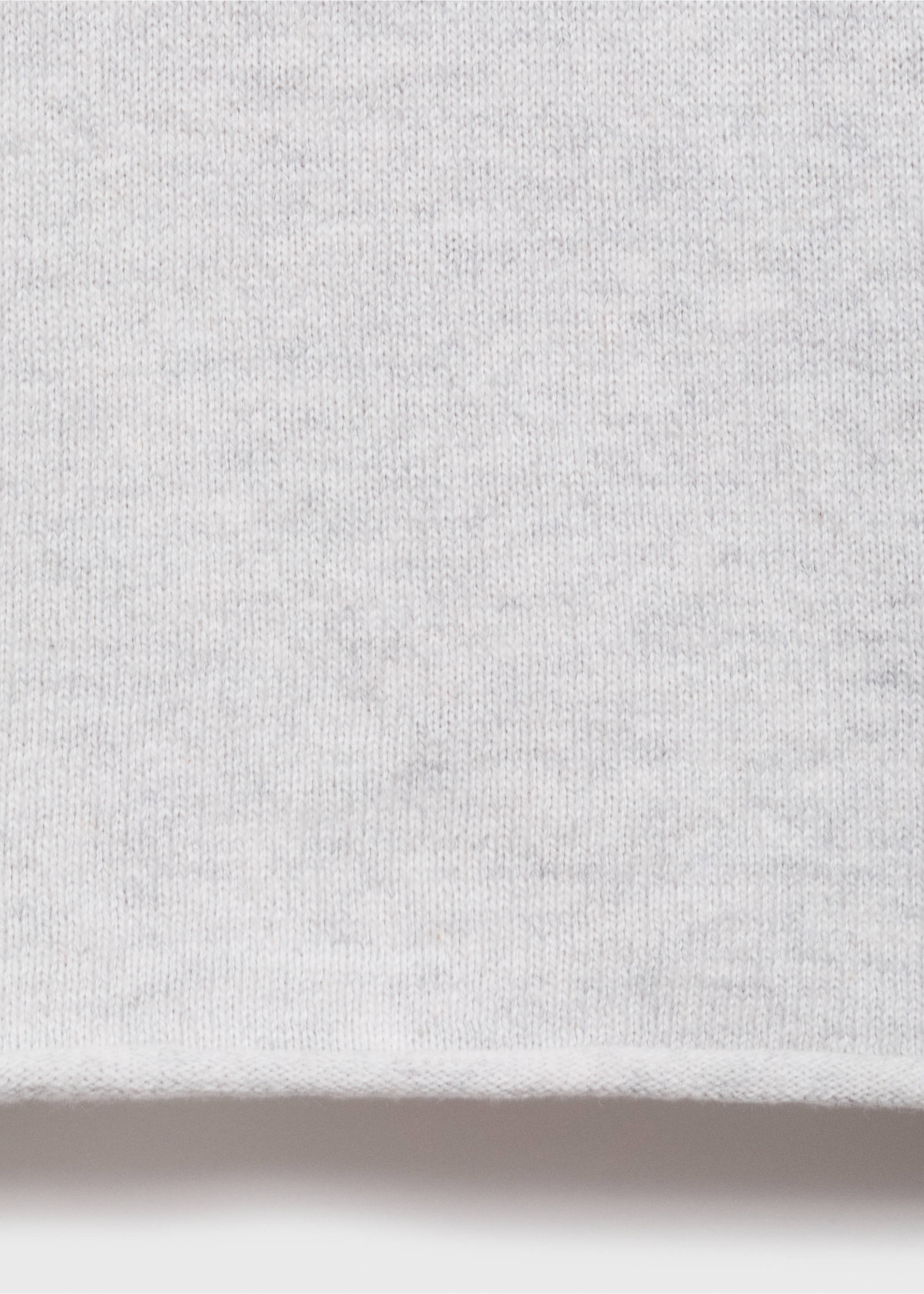 Turtleneck knit sweater - Details of the article 8, Light Heather Grey. Ref: 17075971-00.