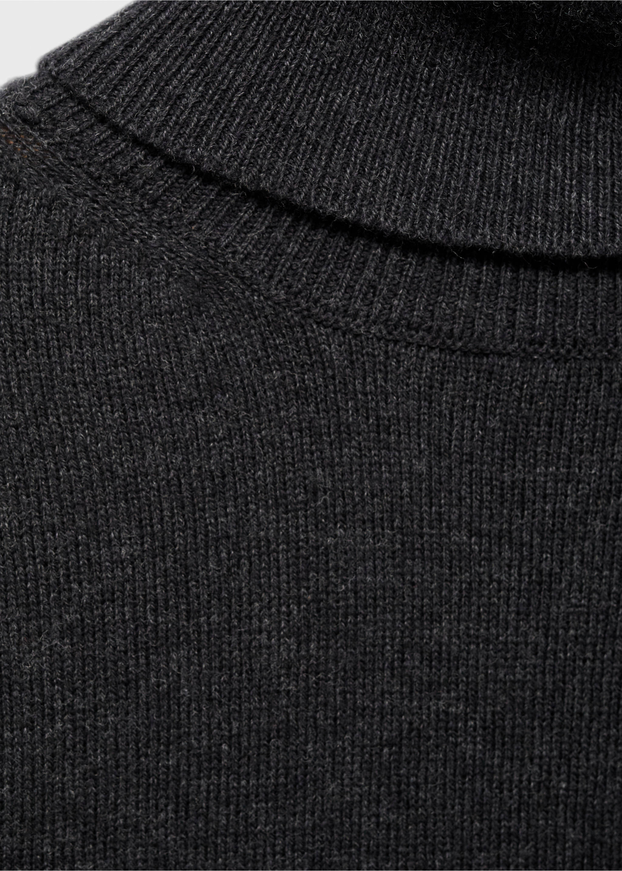 Turtleneck knit sweater - Details of the article 8, Charcoal. Ref: 17075971-00.