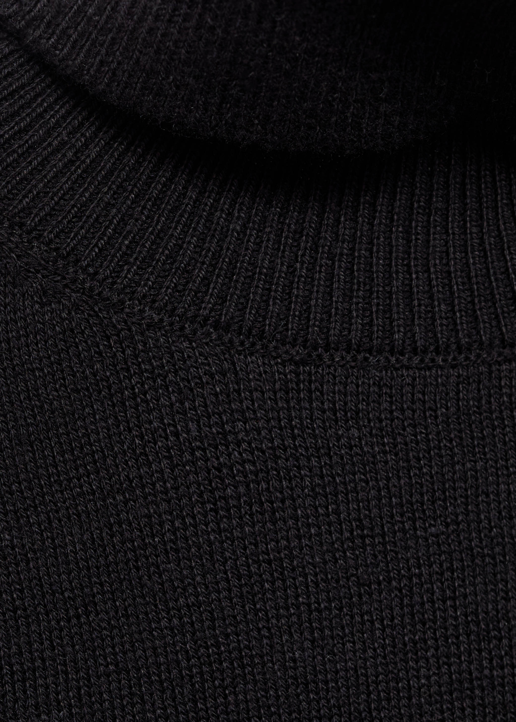 Turtleneck knit sweater - Details of the article 8