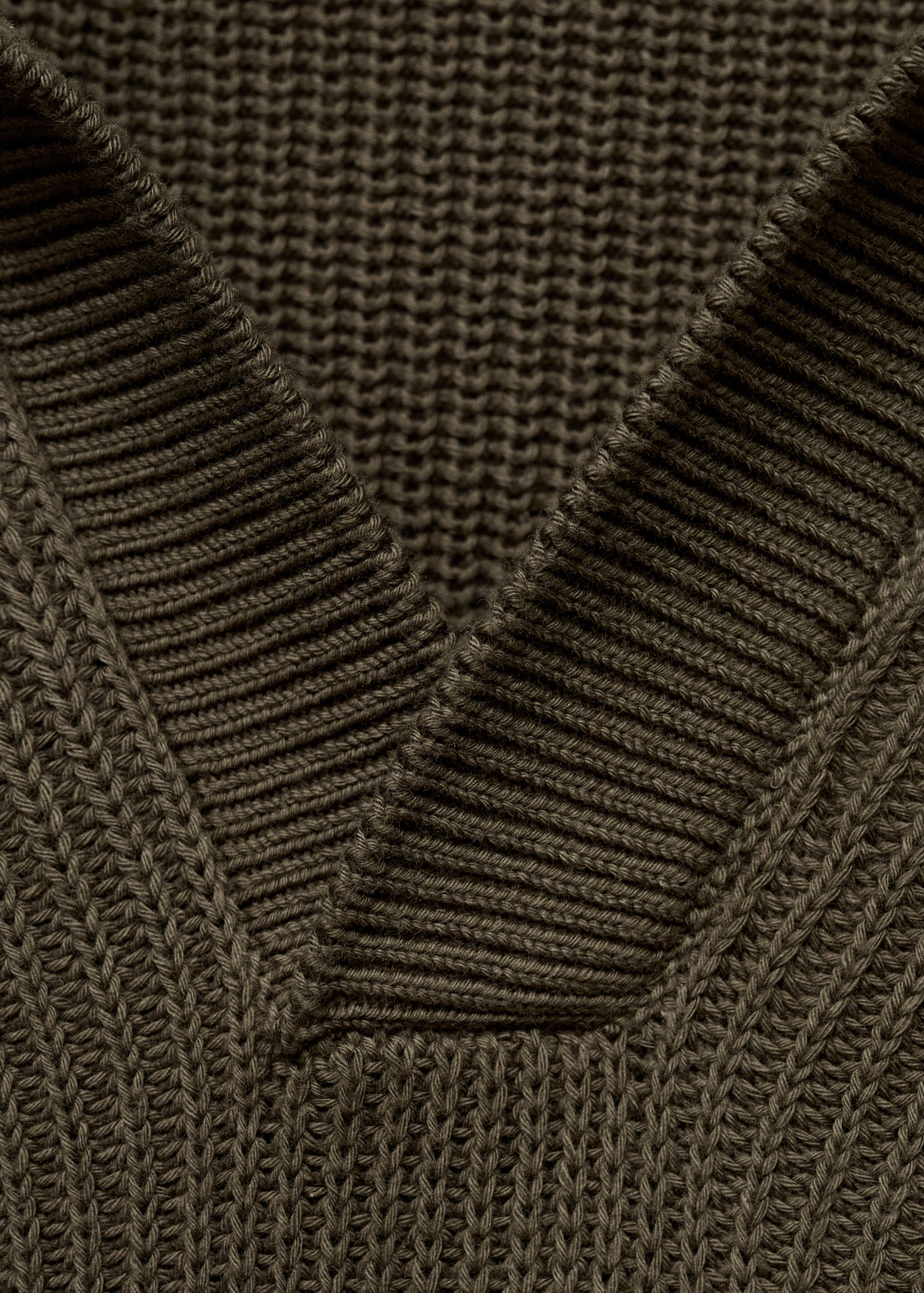 Structured cotton polo sweater - Details of the article 8