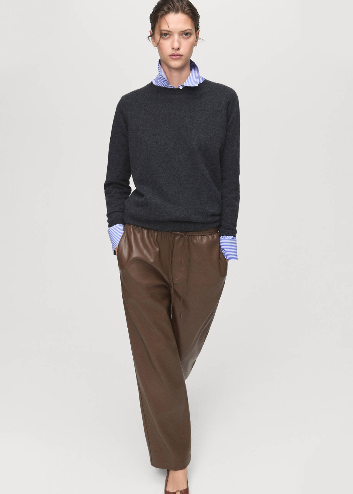 Faux-leather trousers with elastic waist — Medium Brown