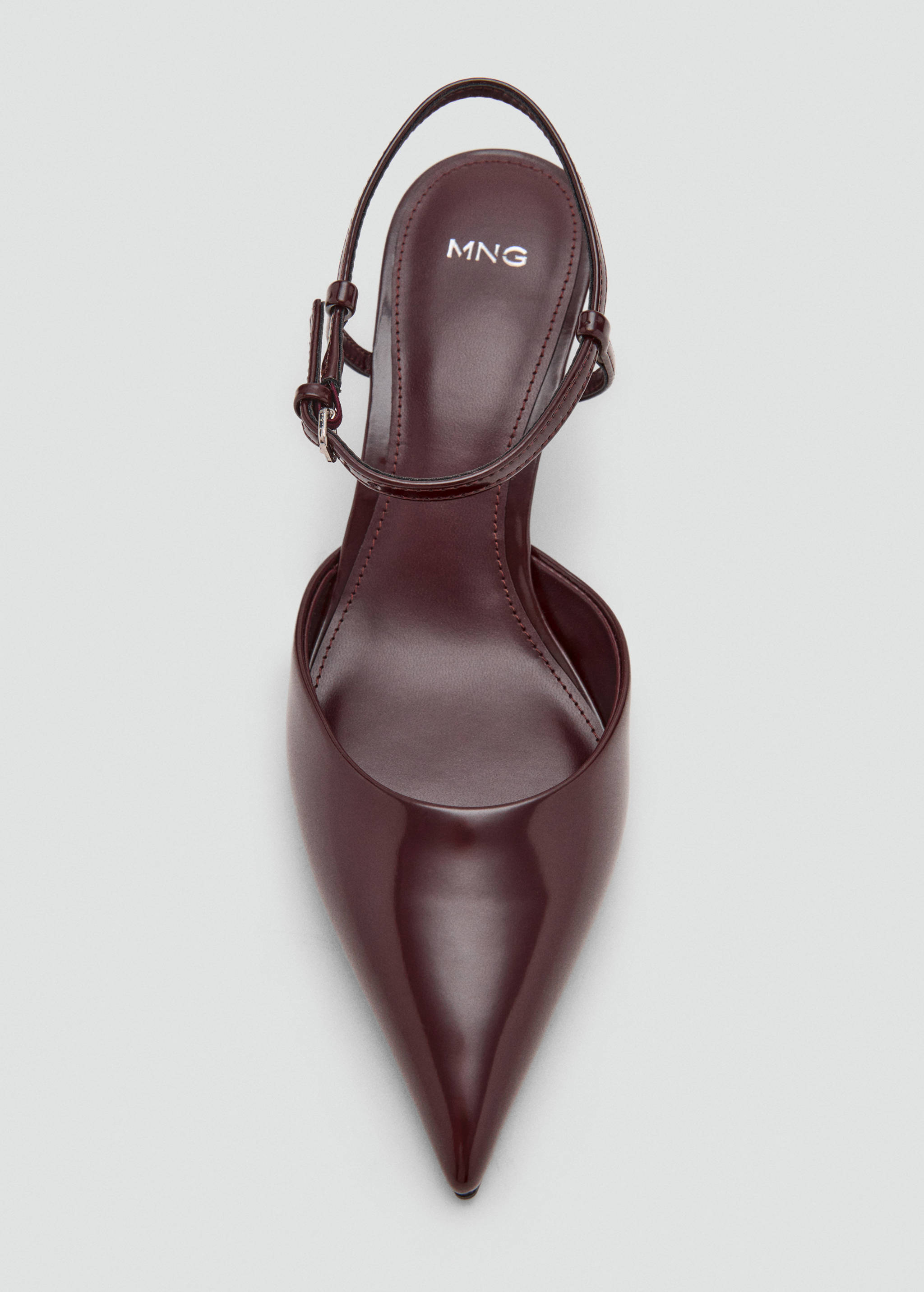 Kitten-heeled shoes with ankle strap - Details of the article 1