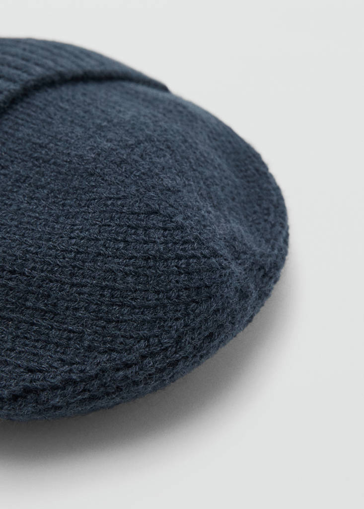 Knitted hat with turn-up — Navy