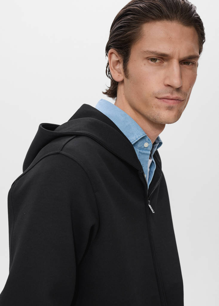 Zip-up hoodie — Black