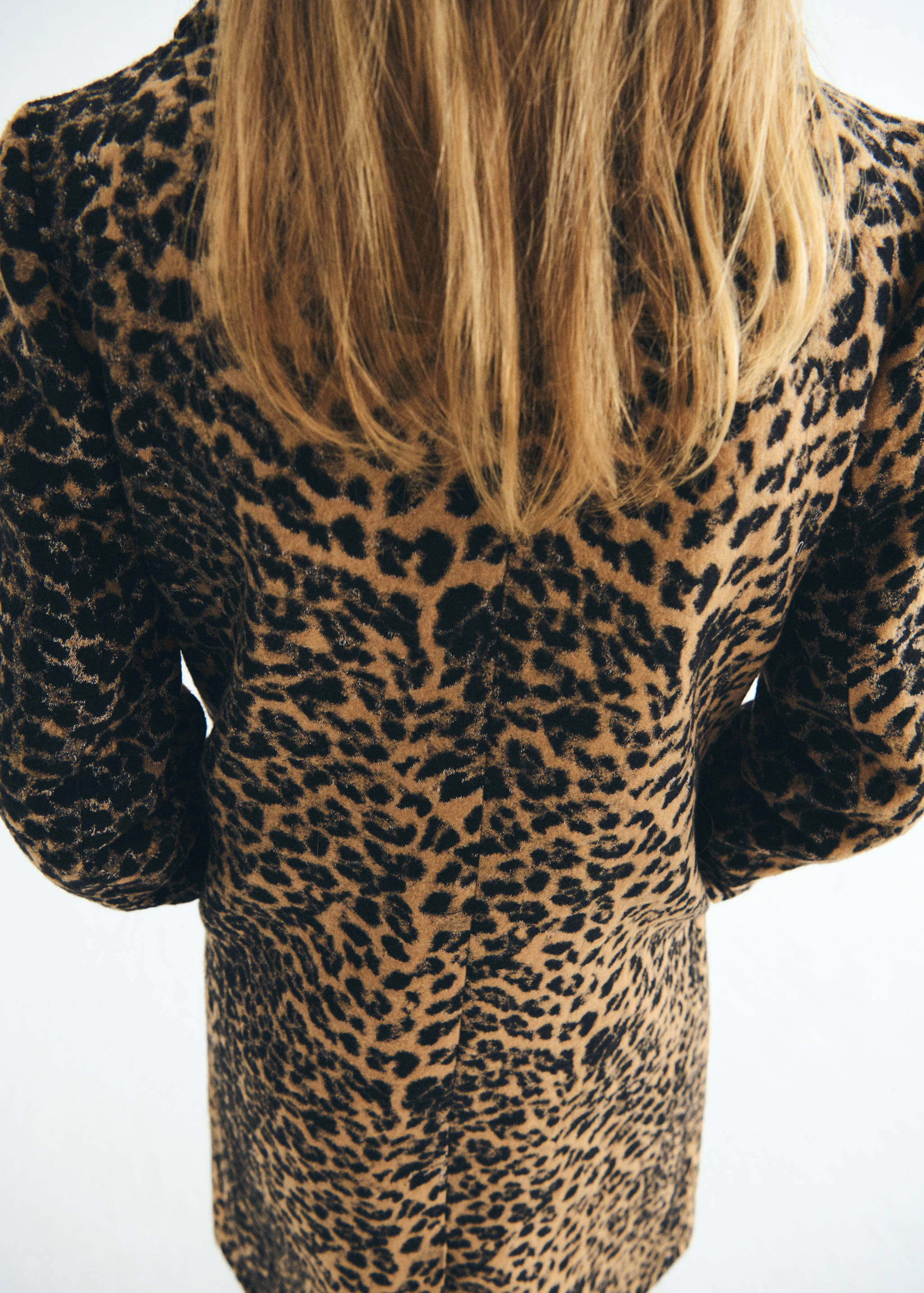 Leopard-print long coat - Reverse of the article