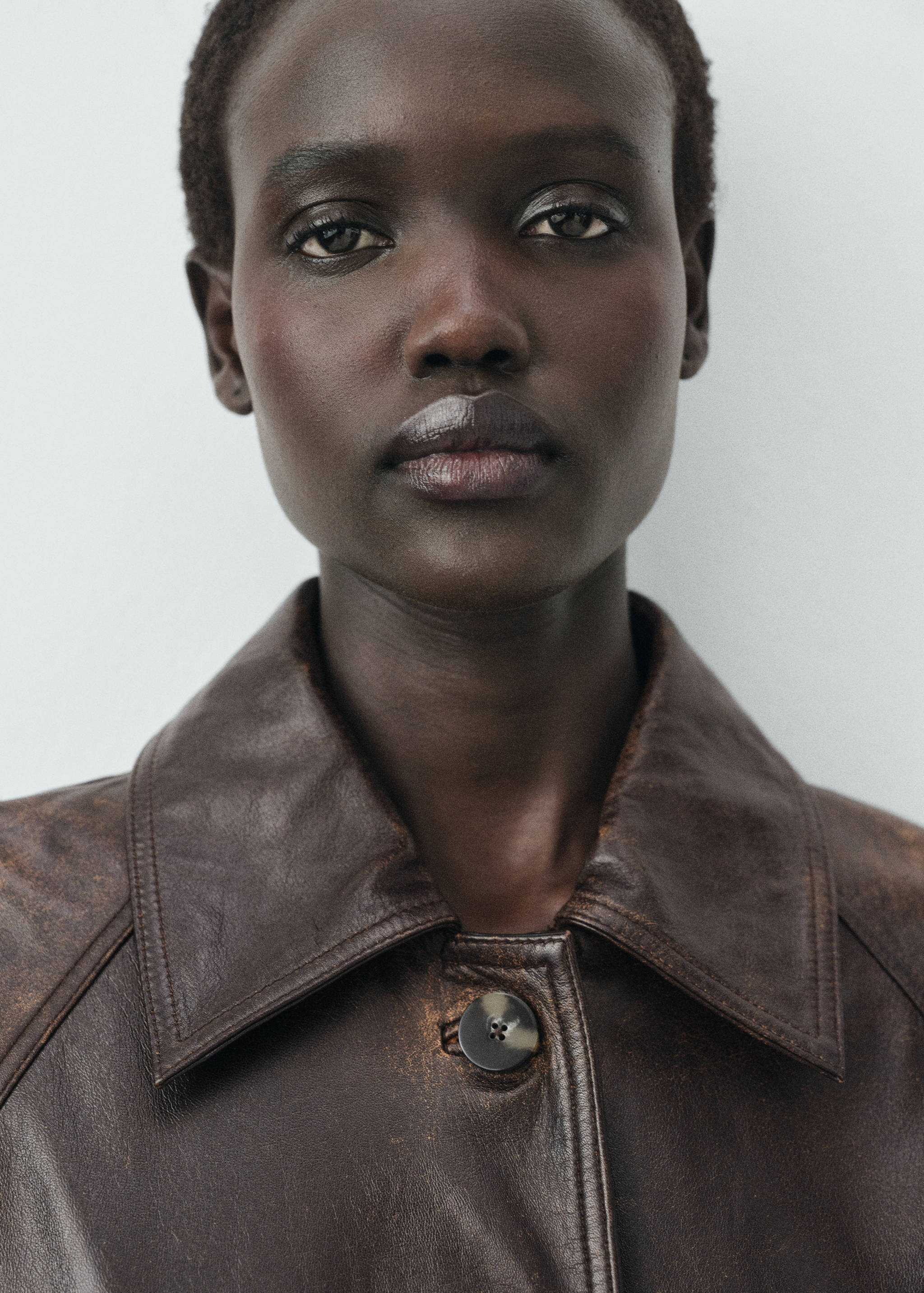 100% leather full-length coat - Details of the article 1